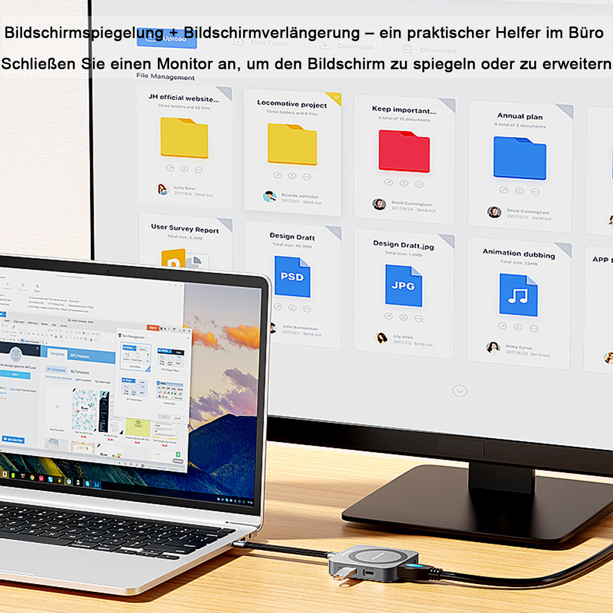 Ein Laptop ist mit einem Hub verbunden, der an einen größeren Monitor angeschlossen ist.