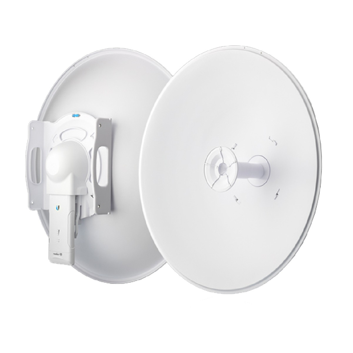 Due antenne paraboliche bianche, una con staffa, su sfondo bianco.