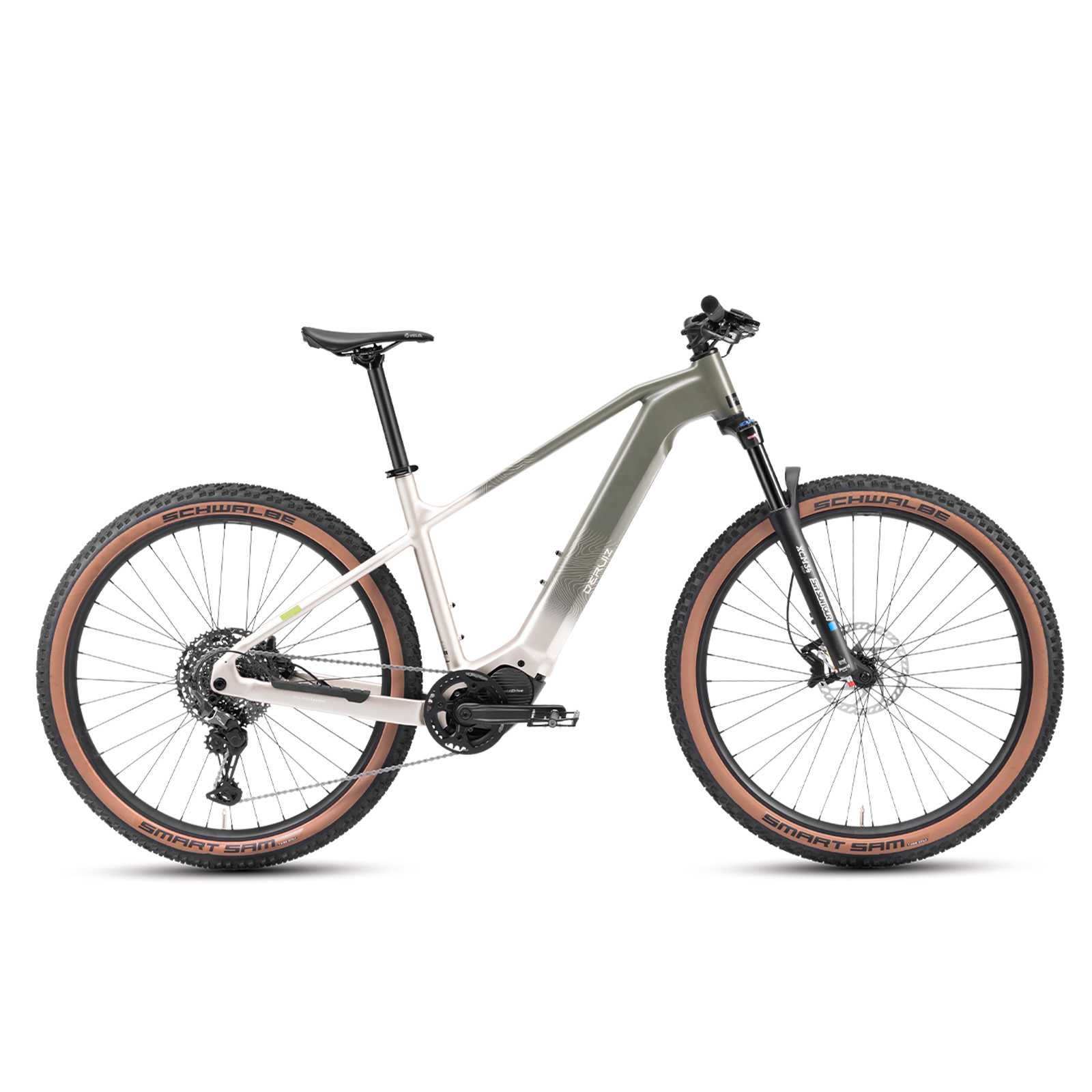 Ein graugrünes E-Mountainbike mit beiger Lackierung und braunen Reifen.
