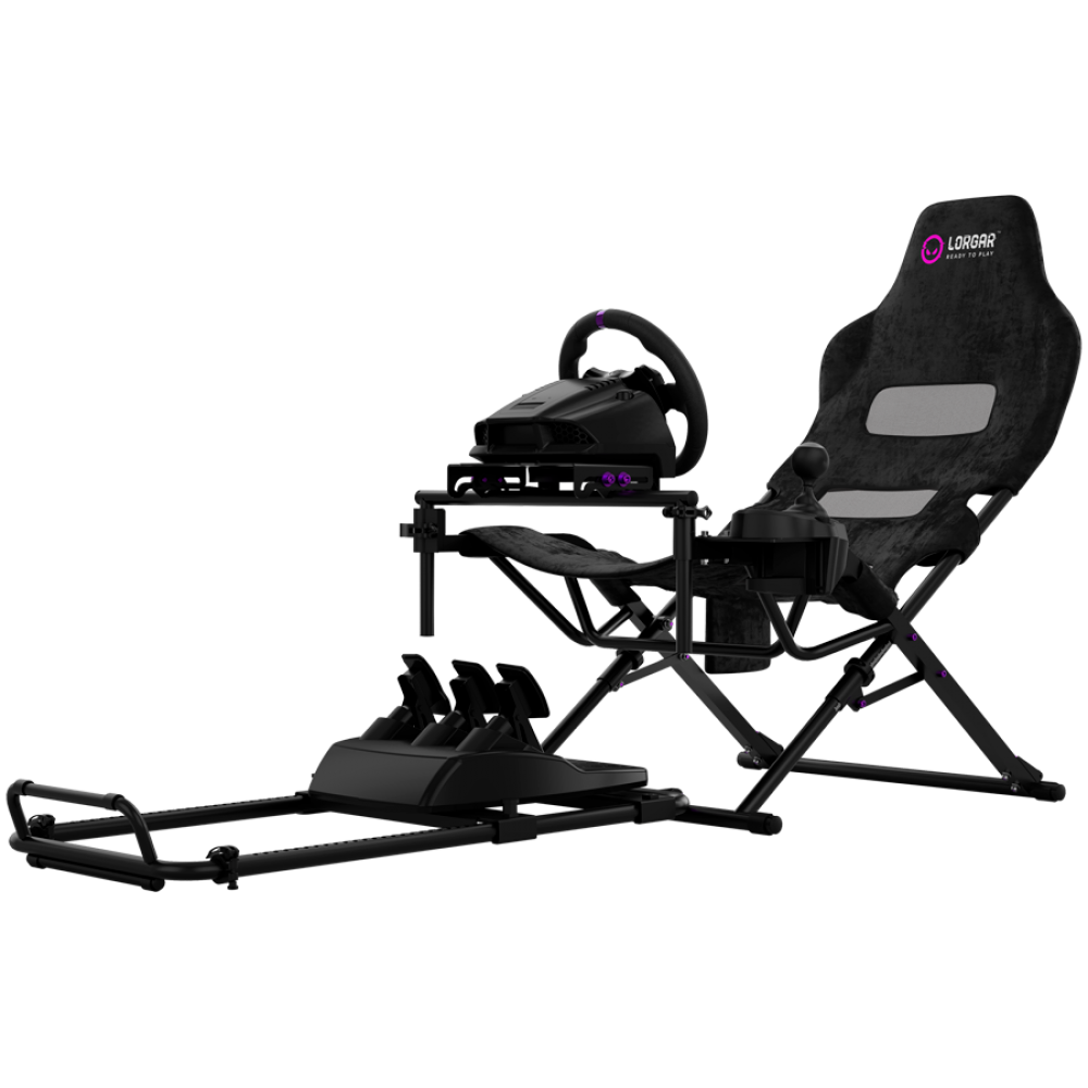 Un setup di simulatore di corse nero con sedile, volante, pedali e cambio.