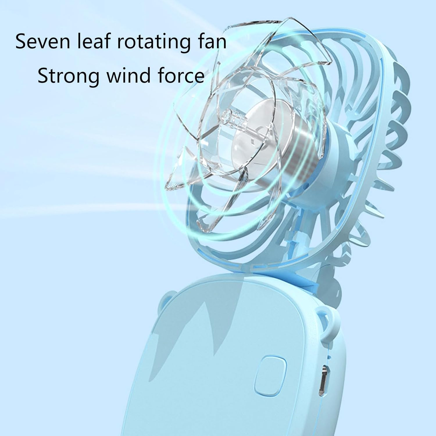 Ein hellblauer Handventilator mit sieben Flügeln dreht sich und erzeugt starken Wind.