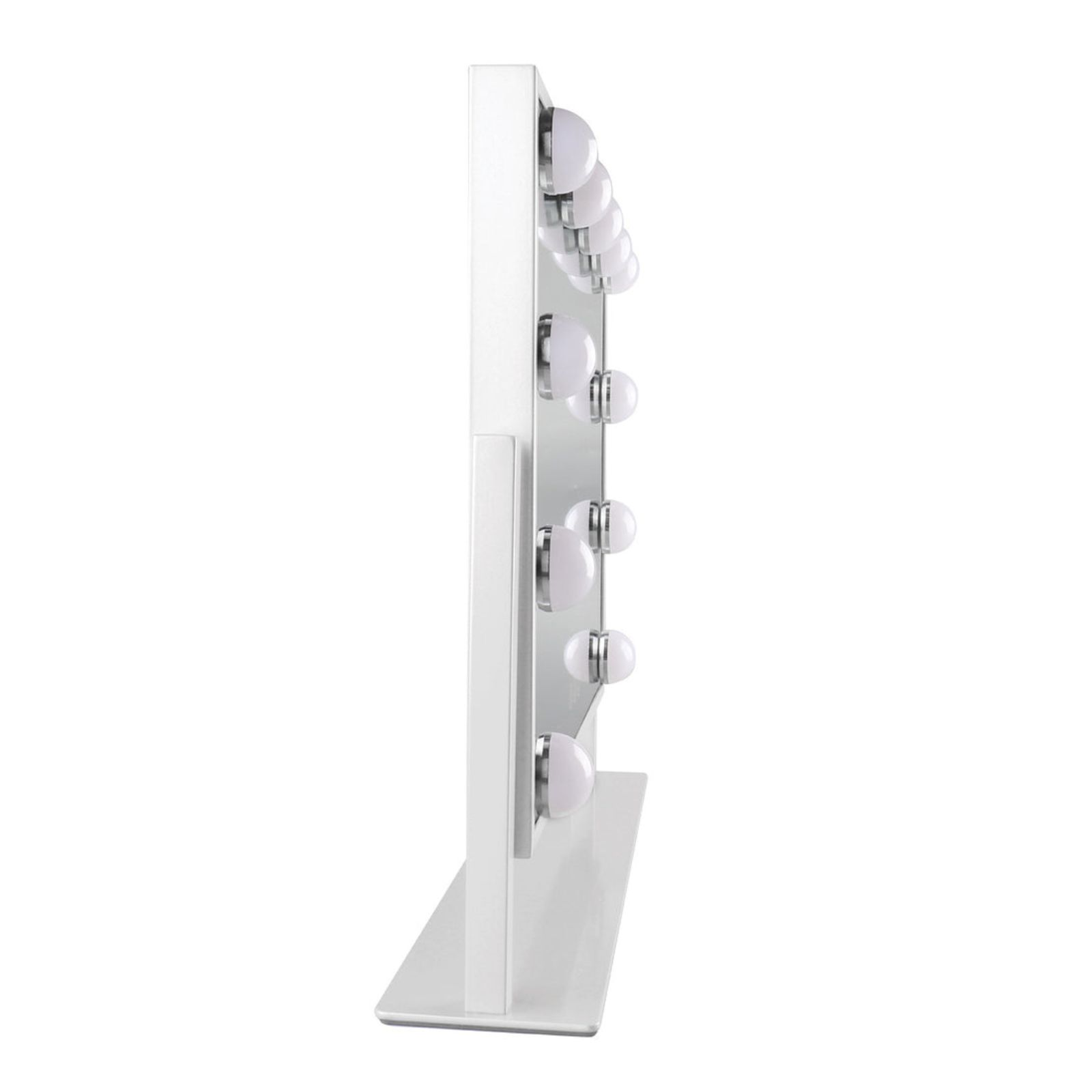 Uno specchio per il trucco bianco con luci su un supporto.