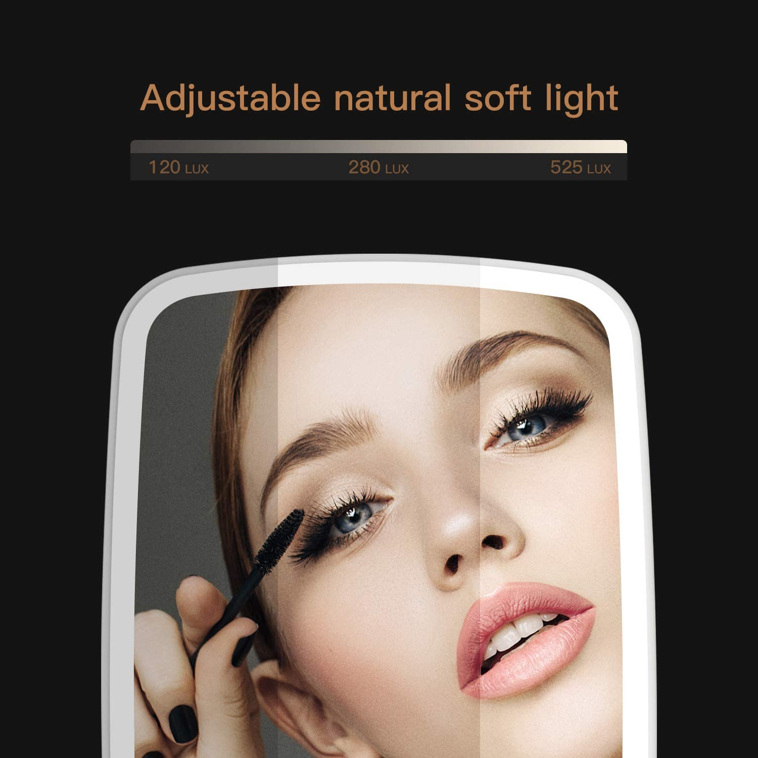 Donna si applica il mascara, luce brillante da destra, sfondo scuro.