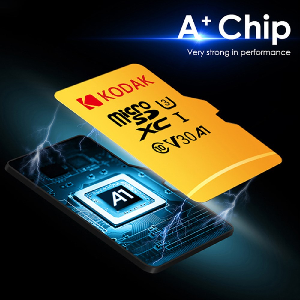 Carte Kodak Micro SDXC jaune sur une puce de smartphone avec symbole A1.