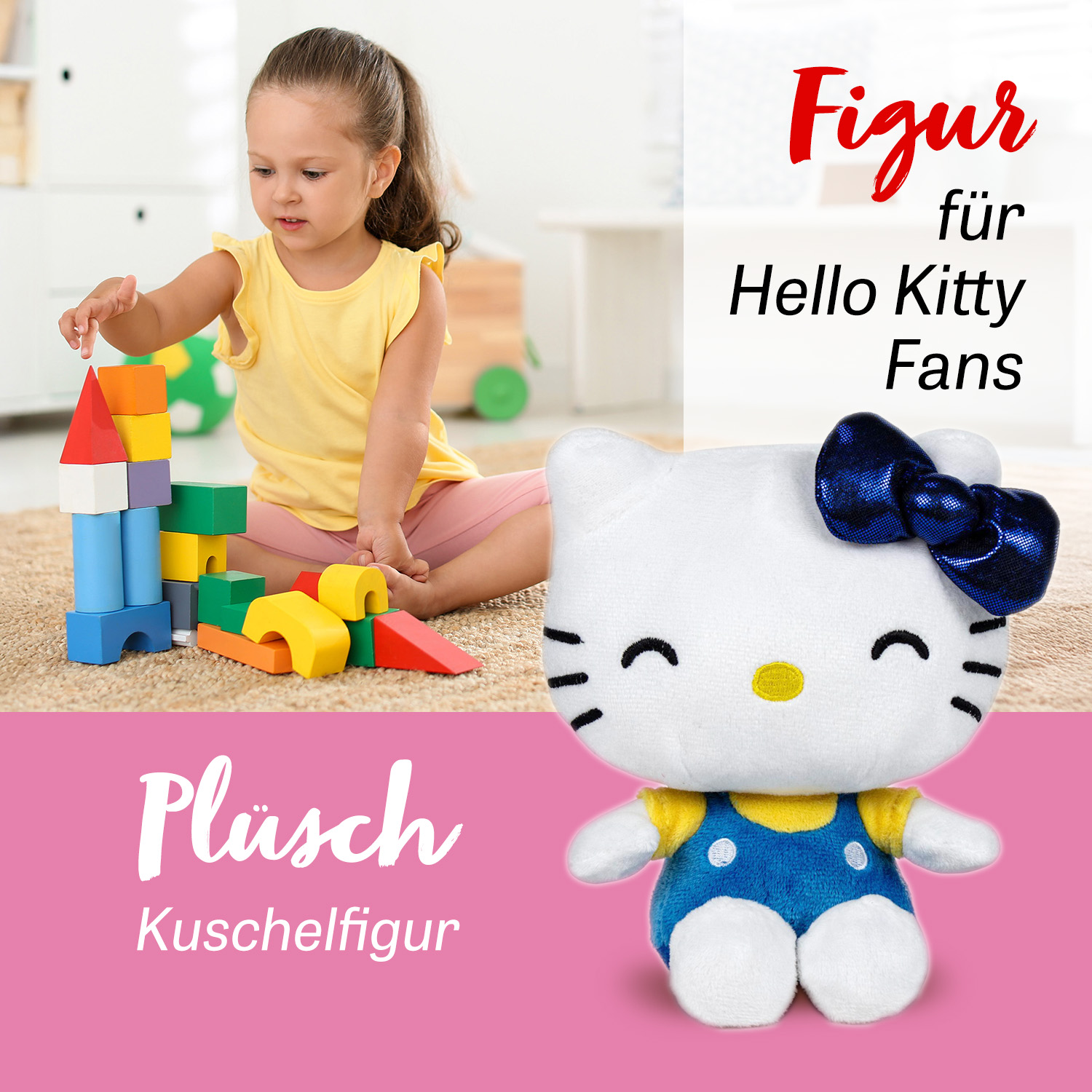 Ein kleines Mädchen baut mit bunten Holzklötzen. Daneben eine Hello Kitty Stoffpuppe.