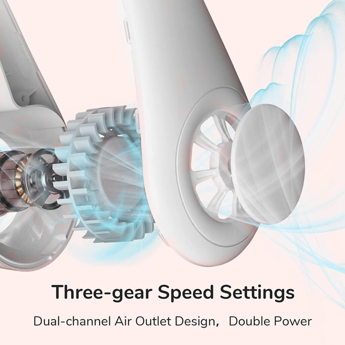 Ein aufgeschnittener weißer Ventilator mit sichtbarem Motor, Lüfterrad und Luftstrom.