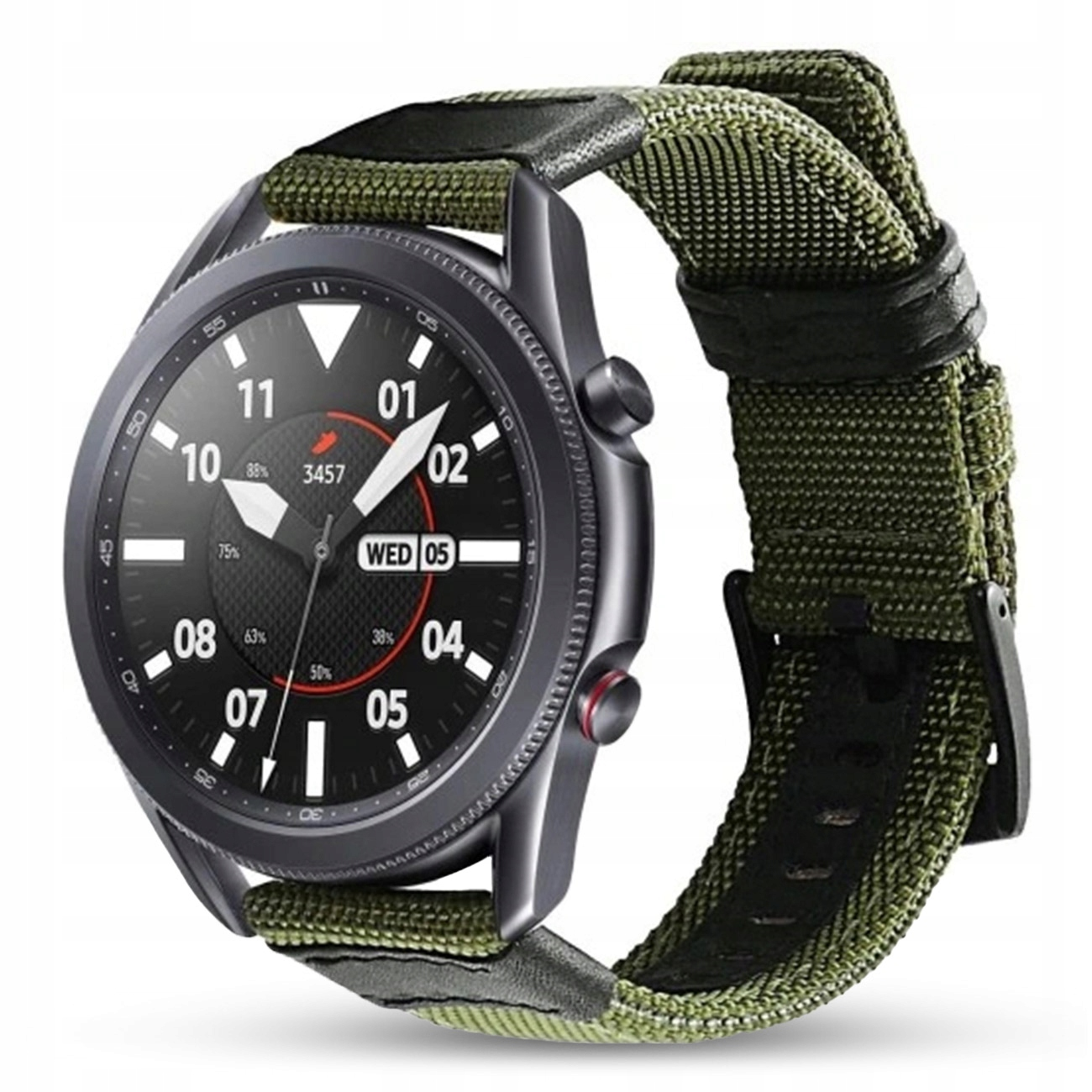 Czarny smartwatch z zielonym paskiem z tkaniny. Tarcza zegarka pokazuje godzinę, datę i powiadomienia.