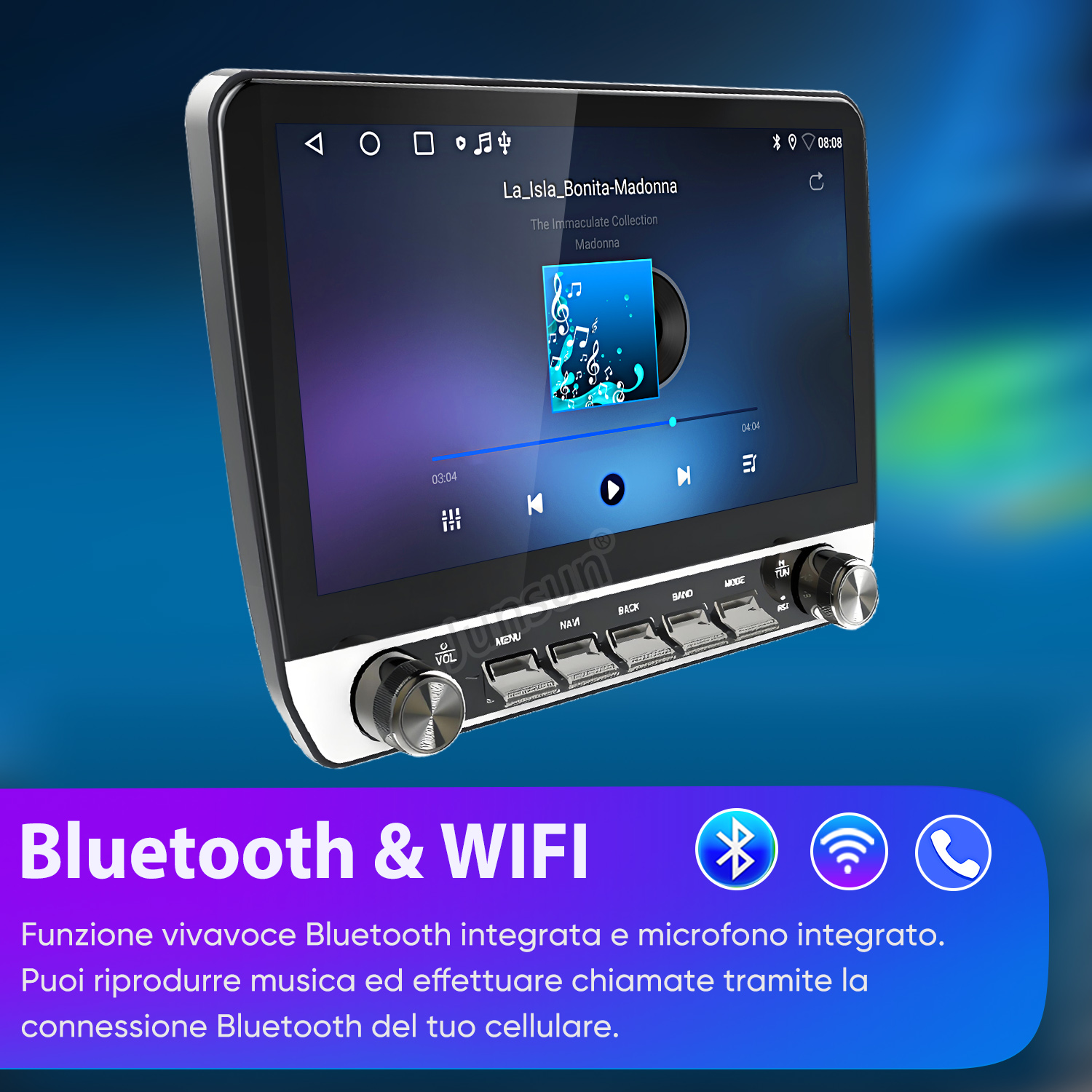 Un autoradio con touchscreen mostra riproduzione musicale e controlli.
