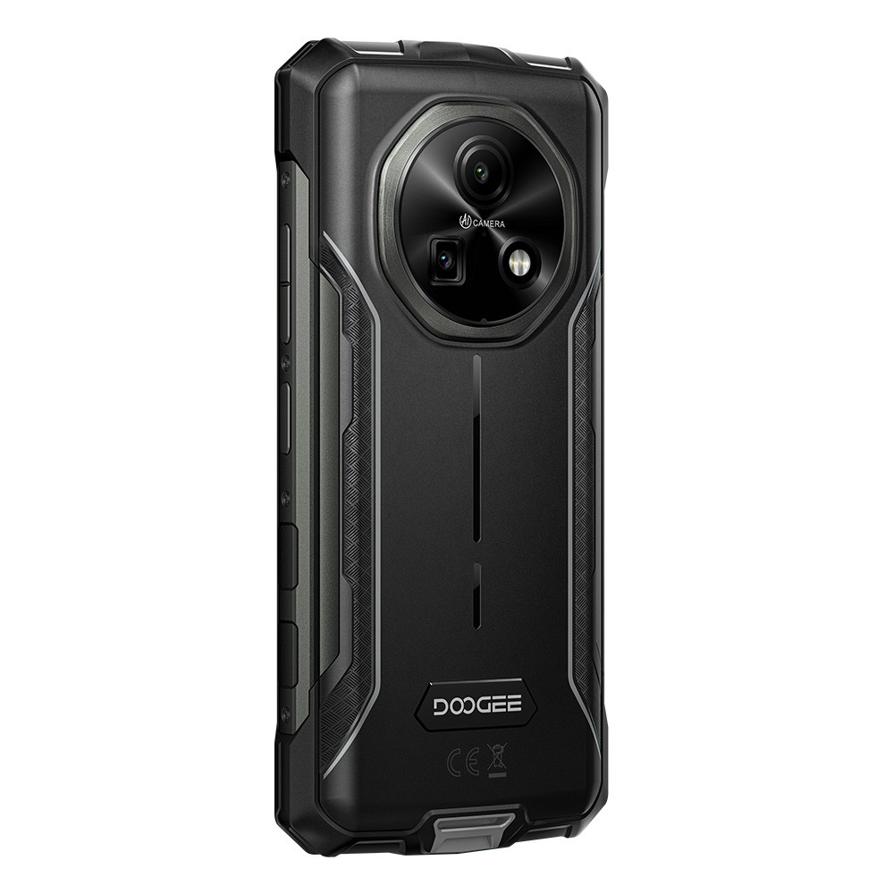 Retro di uno smartphone nero e robusto con tripla fotocamera e logo DOOGEE.