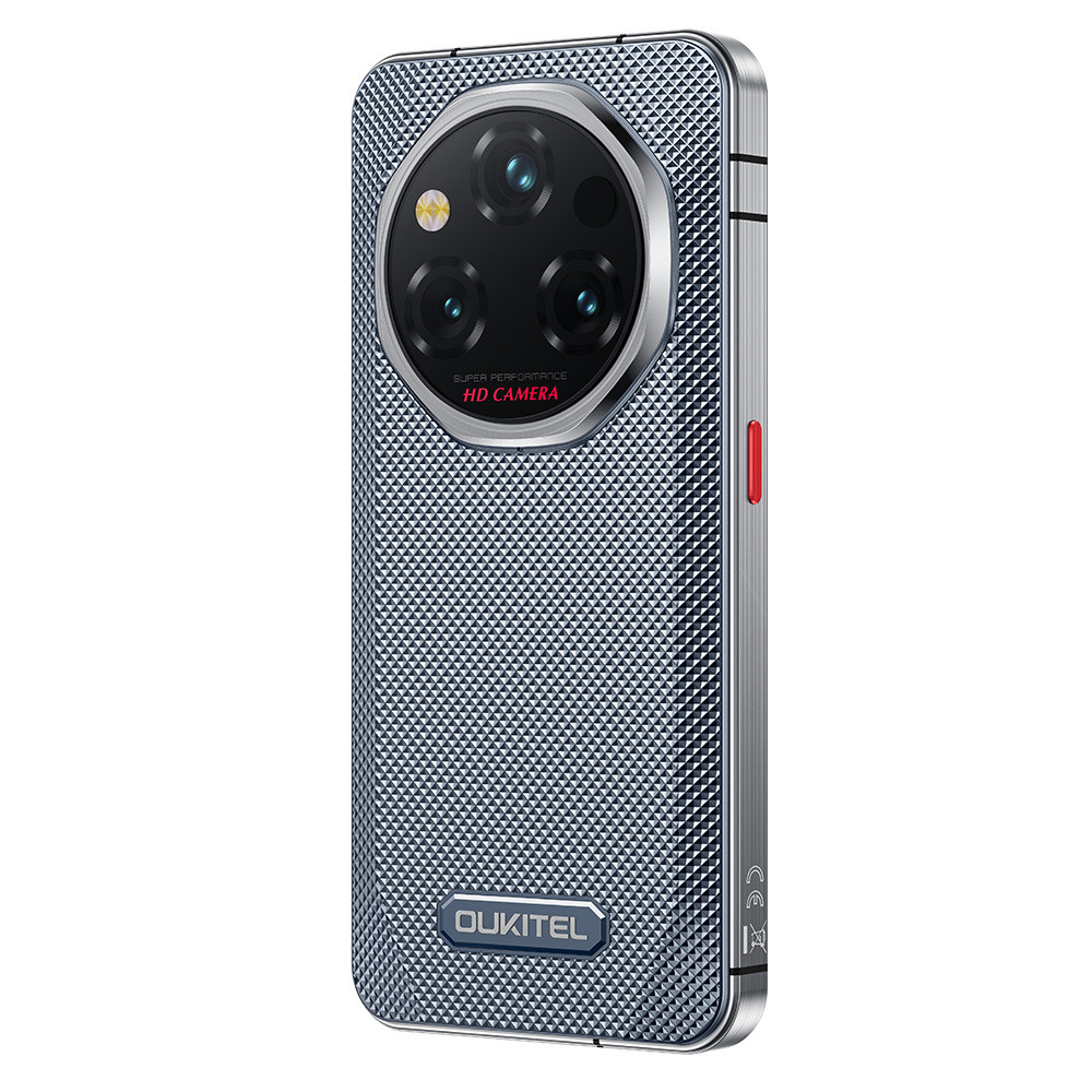 Uno smartphone OUKITEL grigio con quattro fotocamere e retro testurizzato.