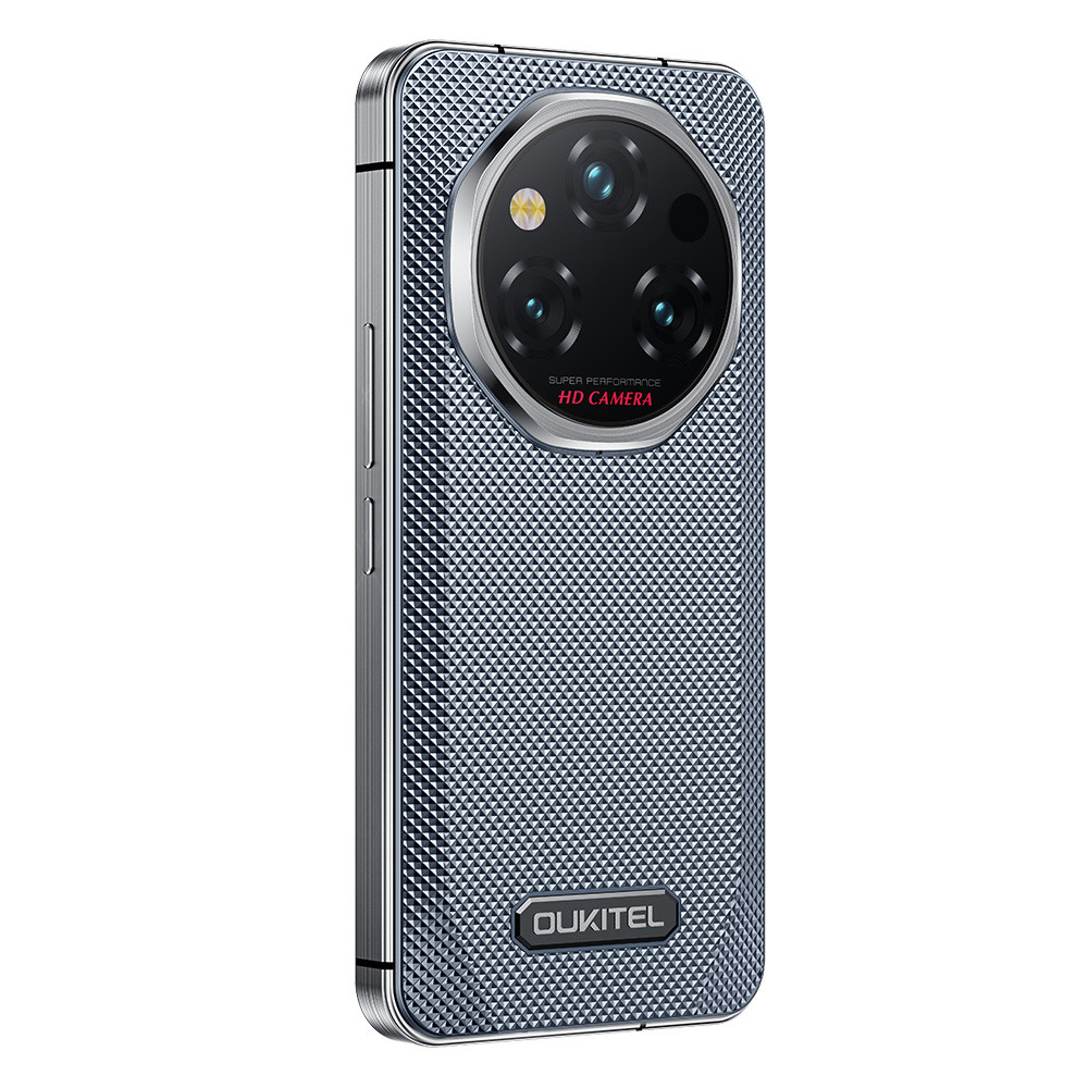 Un telefono OUKITEL grigio scuro con retro testurizzato e grande modulo fotocamera.