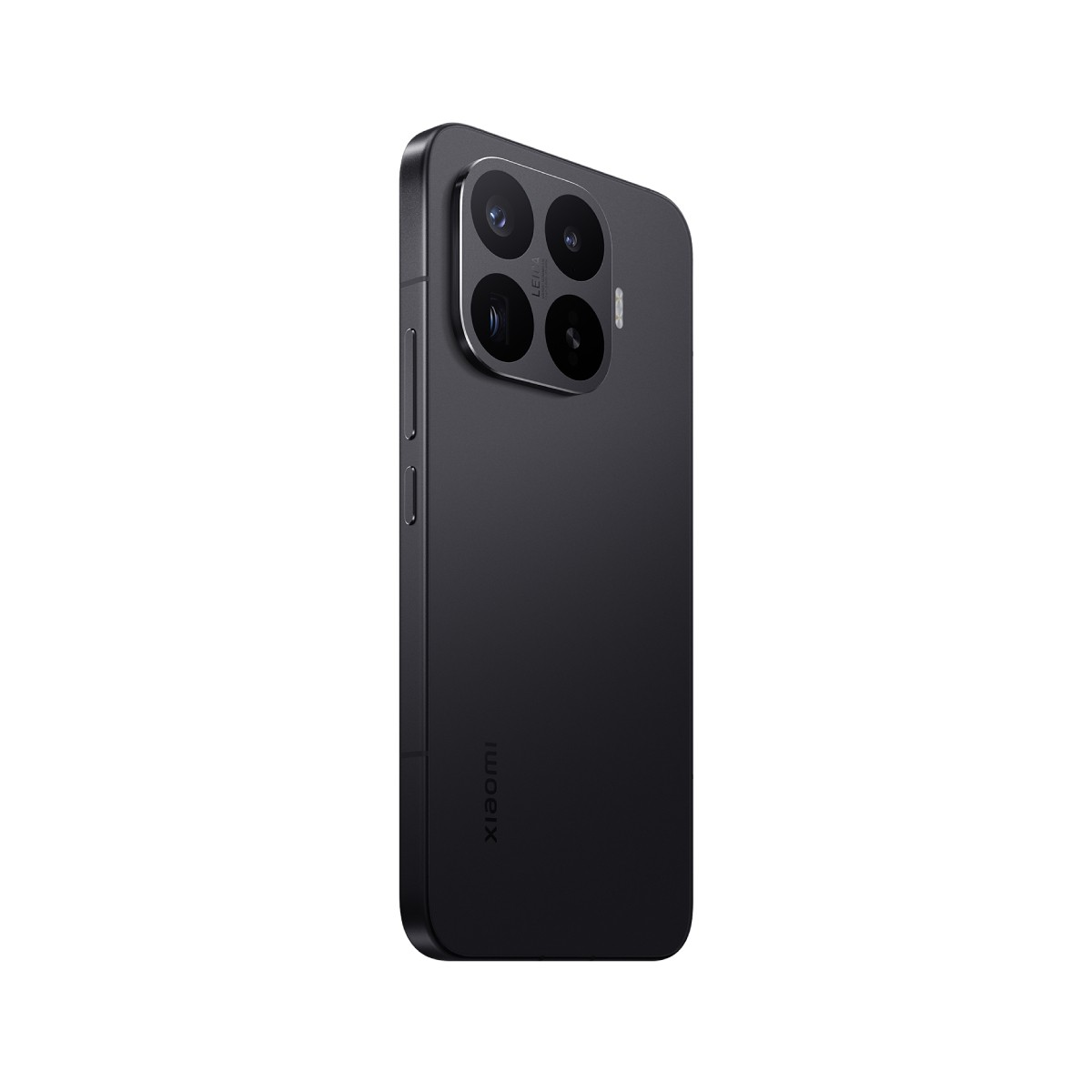 Uno smartphone nero con setup a quattro fotocamere e logo Leica.
