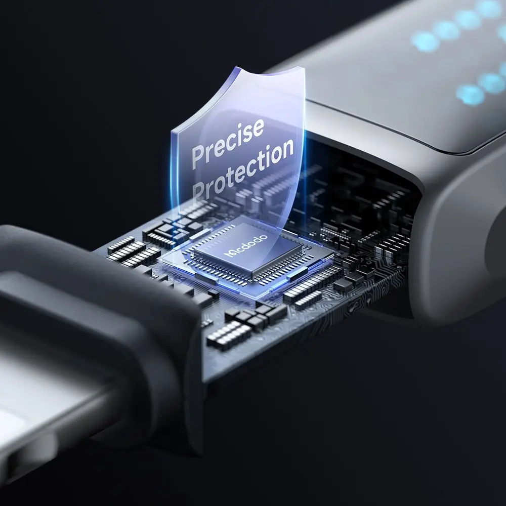 Devre kartı üzerinde 'Precise Protection' yazan kalkan grafikli USB-C konektörünün yakın çekimi.