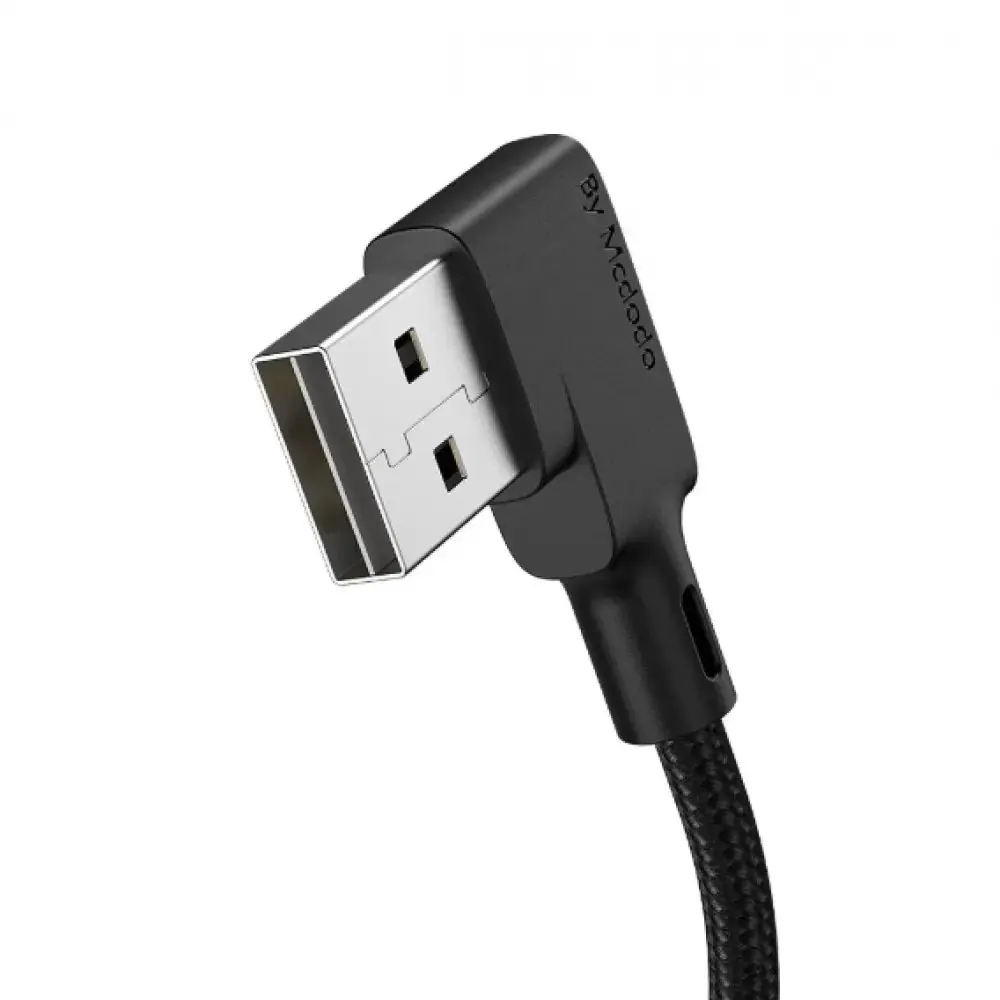 Schwarzes USB-Kabel mit 90-Grad-Winkelstecker, beschriftet mit 'By McDodo'.