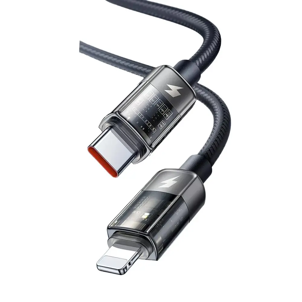 İç bileşenleri gösteren şeffaf konektörlü bir USB-C - Lightning kablosu.