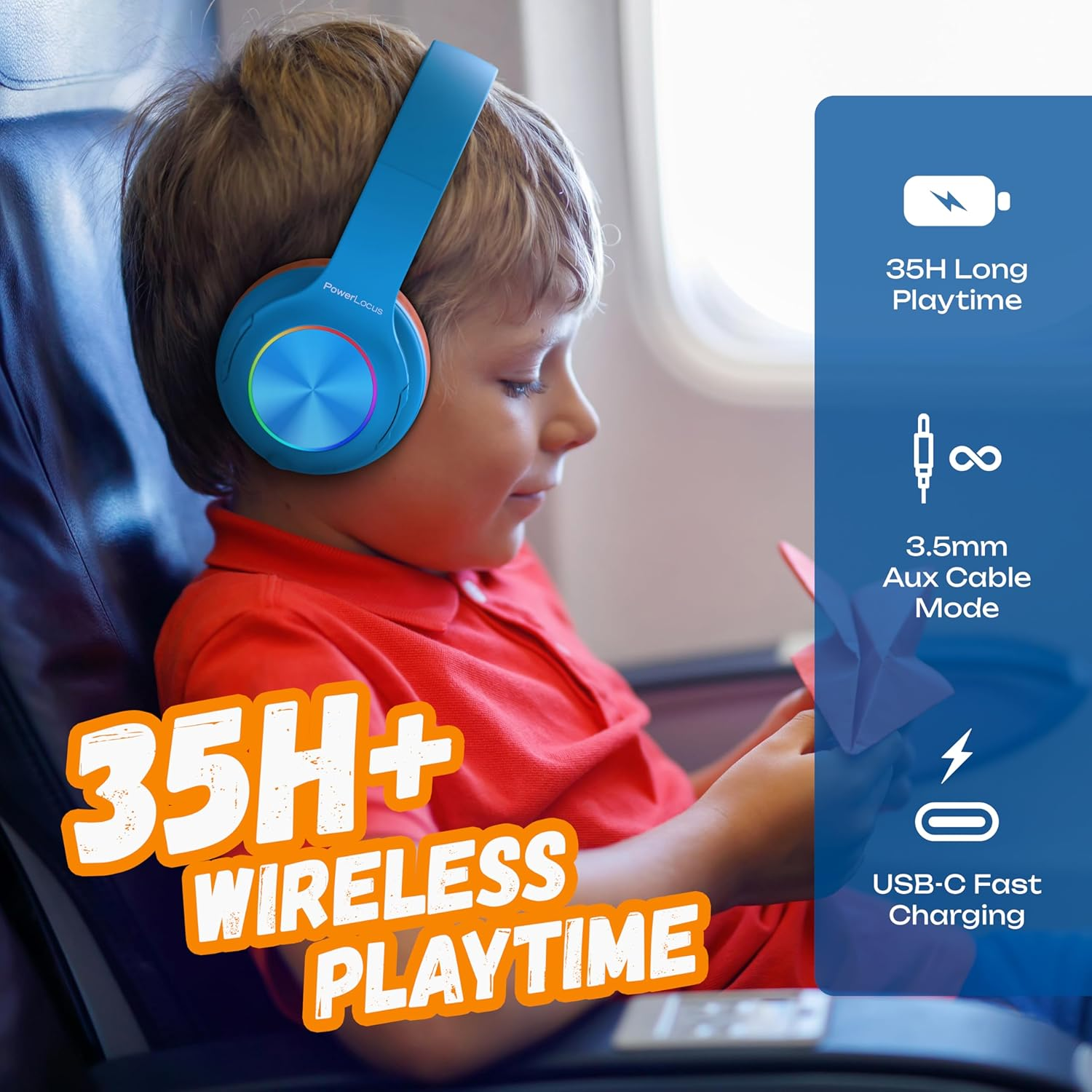 Garçon avec casque bleu lumineux, en avion. 35h d'autonomie, Aux, charge USB-C.