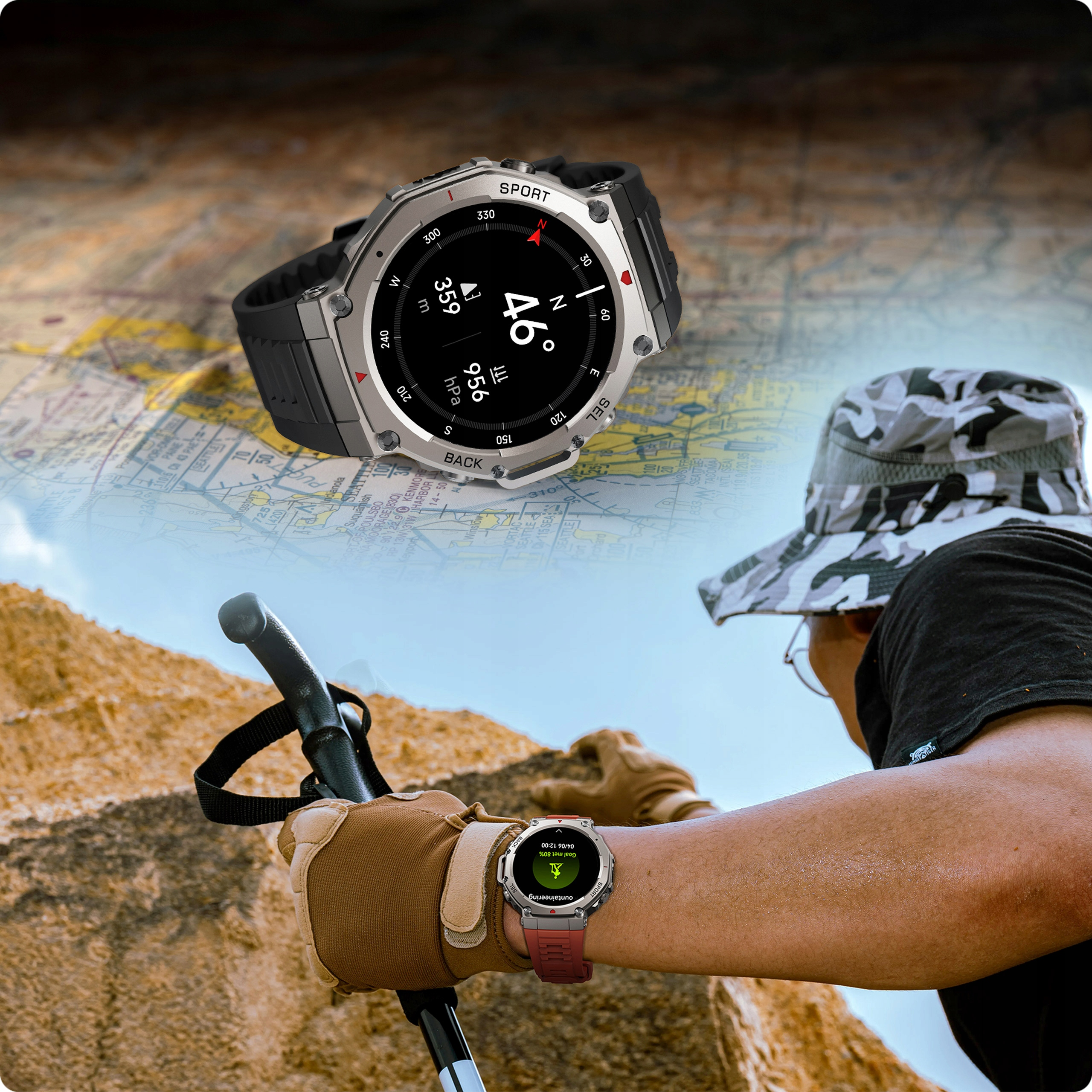 Mężczyzna w kapeluszu moro wędruje po górach, pokazując smartwatch.