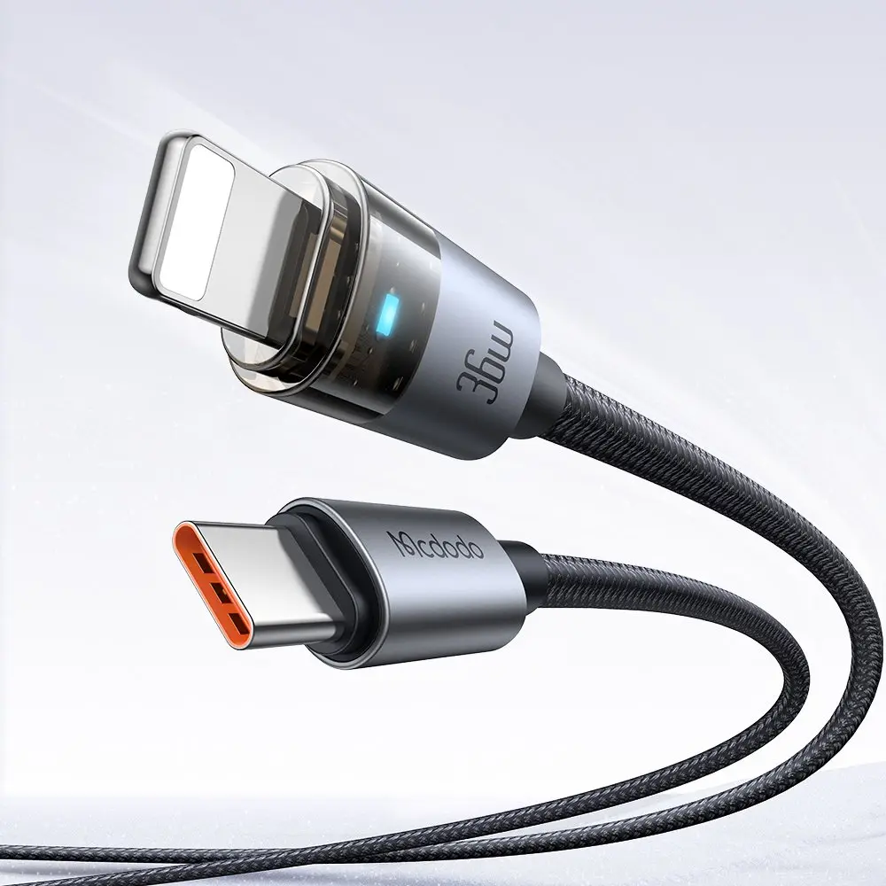 Lightning ve USB-C konektörlü şarj kablosu, 36W.