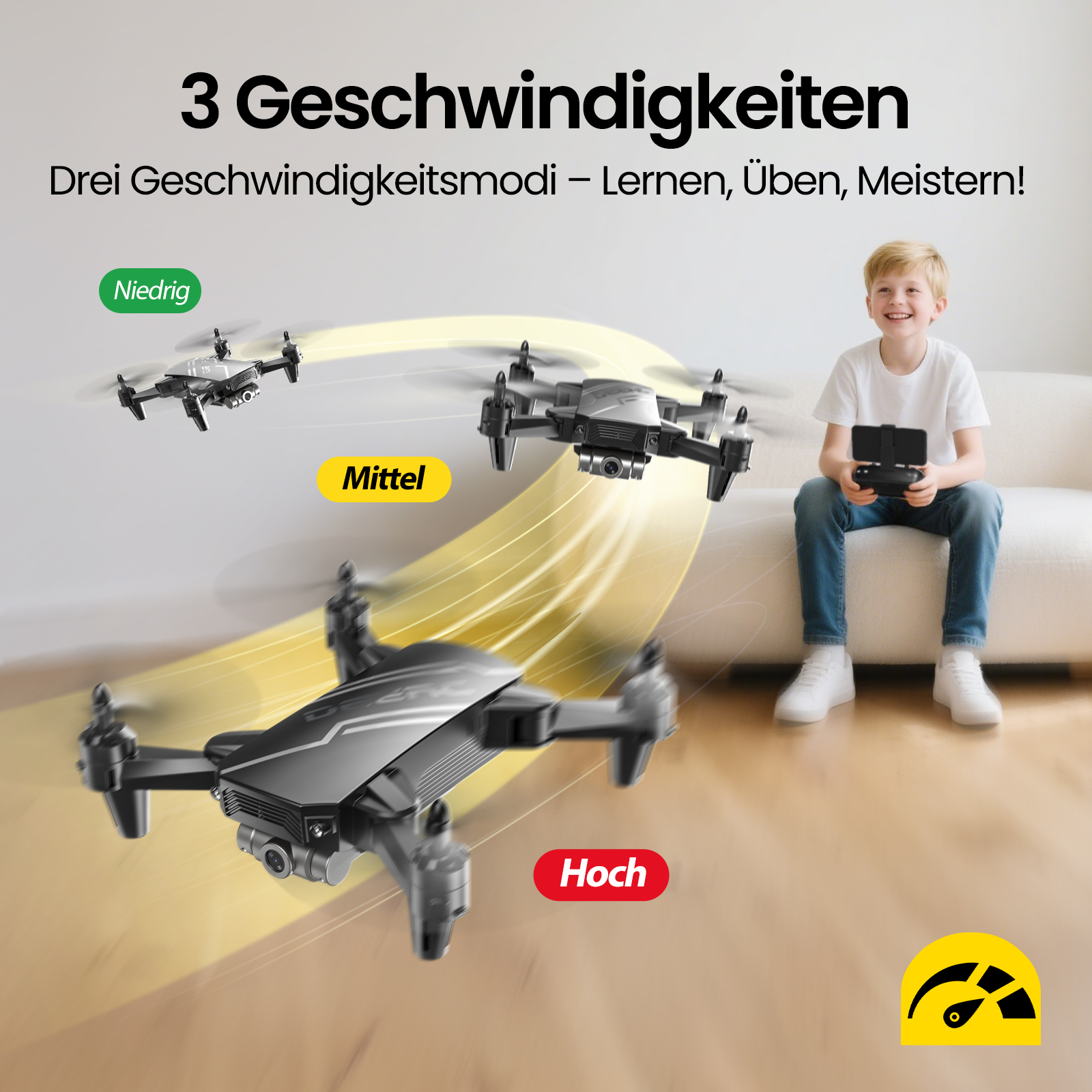 Drei Drohnen in unterschiedlichen Geschwindigkeiten fliegen, ein Junge hält Fernbedienung.