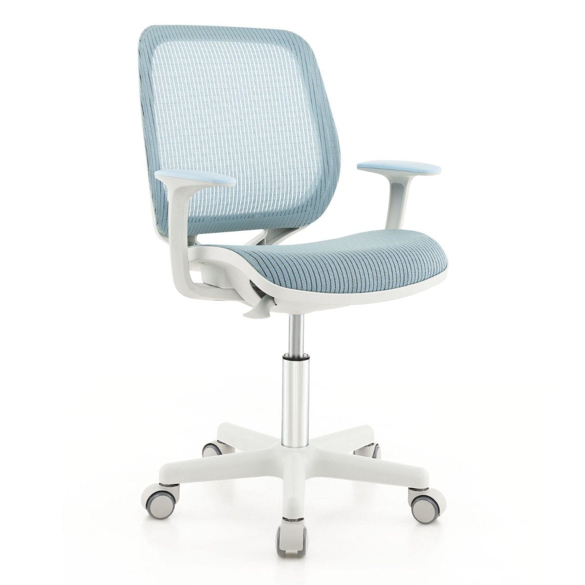 Een blauwe bureaustoel met mesh rugleuning, wit frame en wielen op witte ondergrond.
