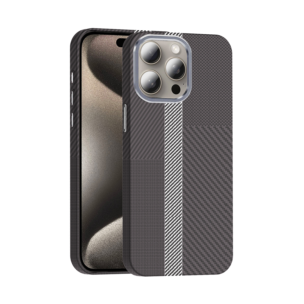 Karbon fiber desenli ve dikey çizgili koyu gri telefon kılıfı.