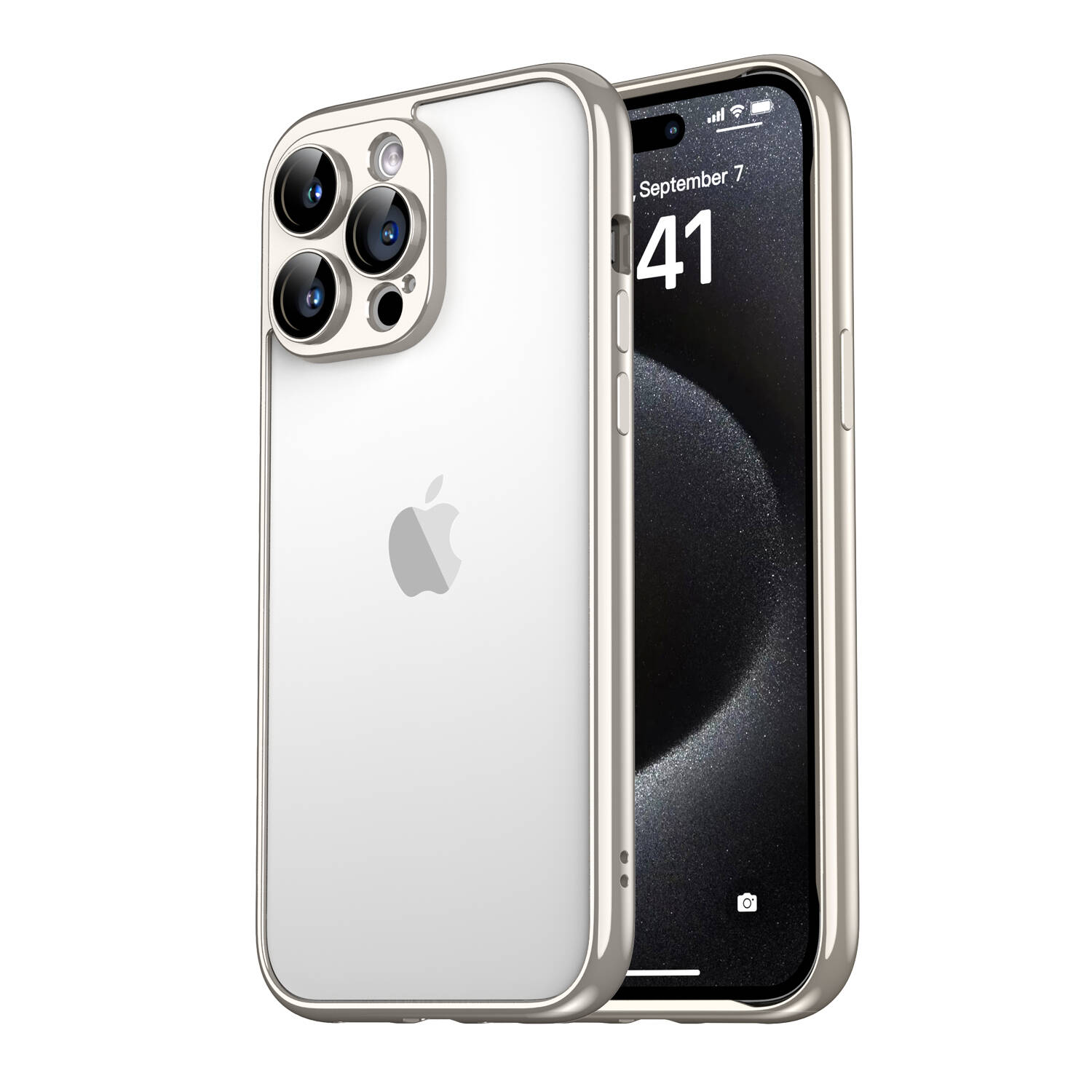 Gümüş iPhone şeffaf kılıfta, üçlü arka kamera ve kilitli ekran.