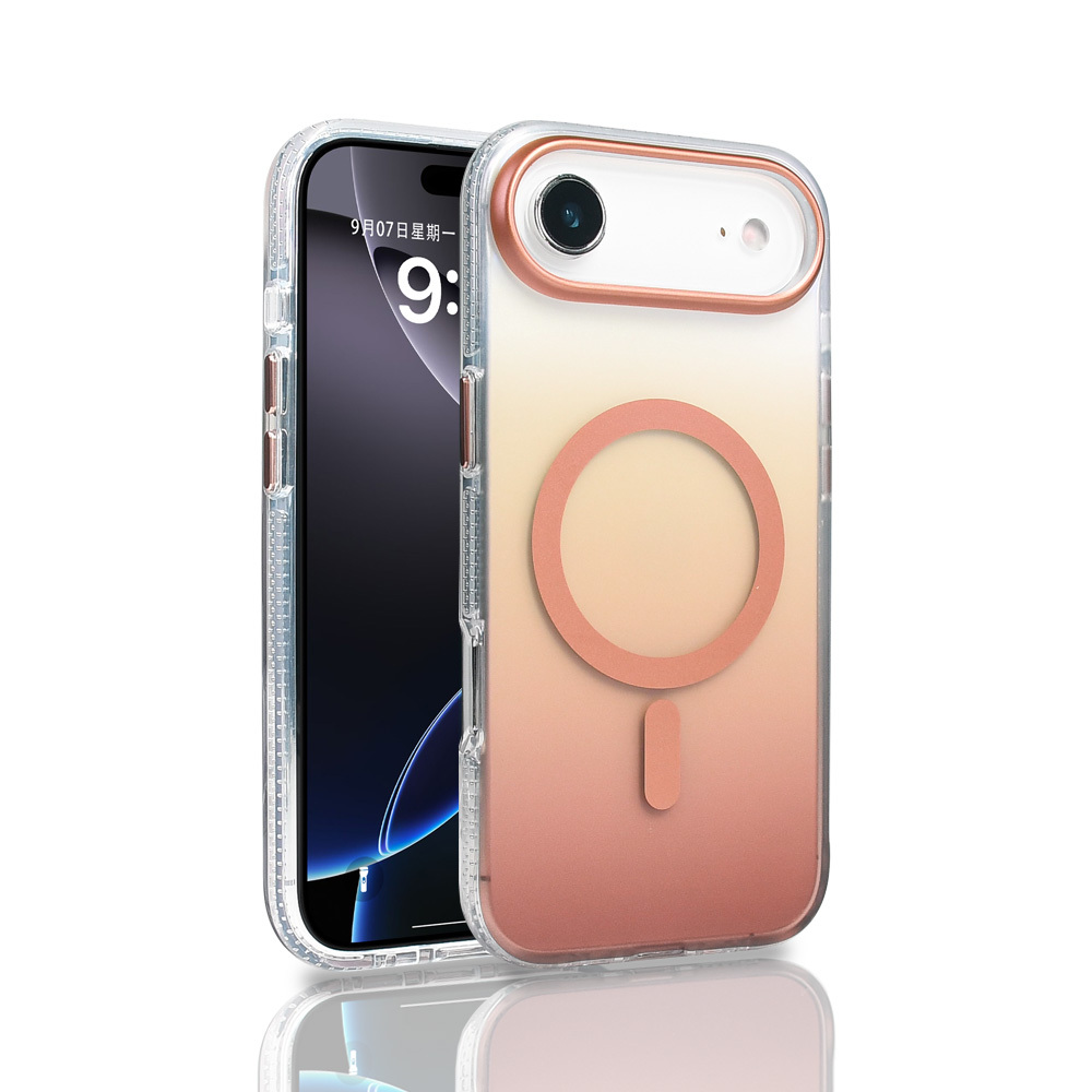 Gül altın rengi geçişli şeffaf kasalı bir iPhone.