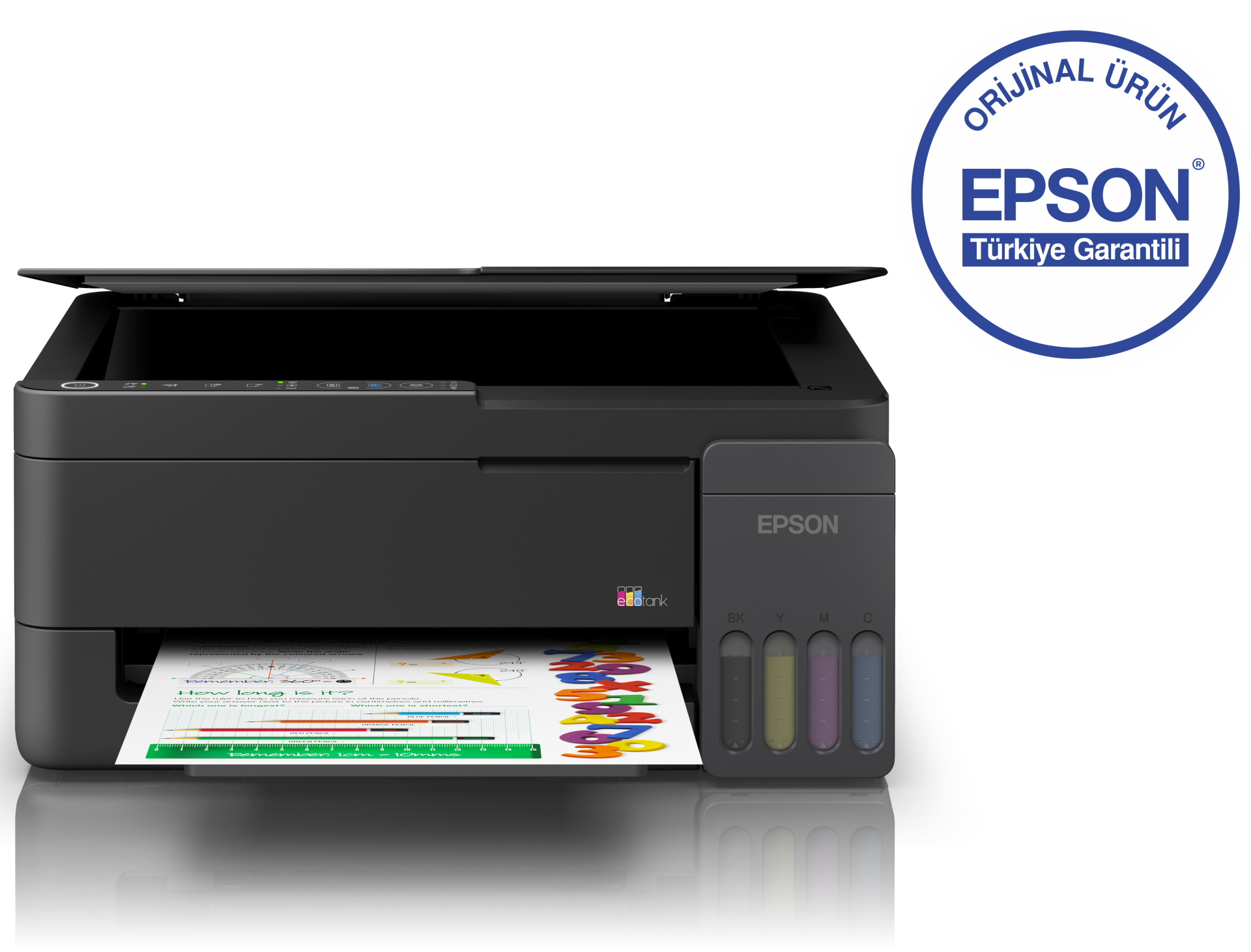 Siyah bir Epson EcoTank yazıcı, renkli ve rakamlı bir çalışma sayfası yazdırıyor.