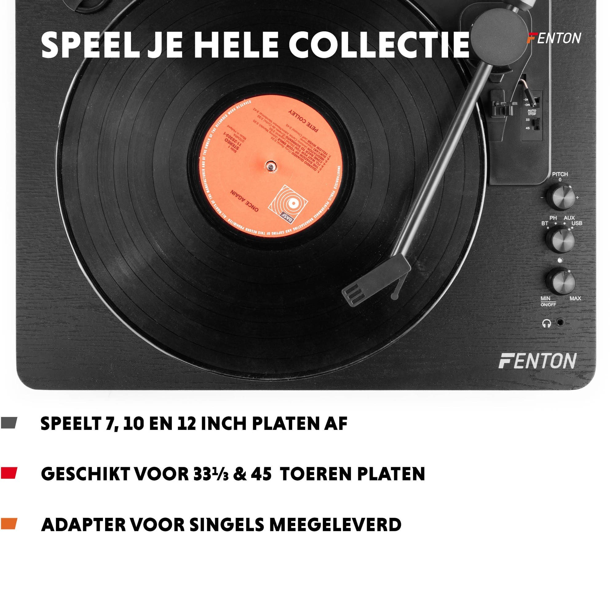 Un tocadiscos Fenton negro reproduce un disco de vinilo.