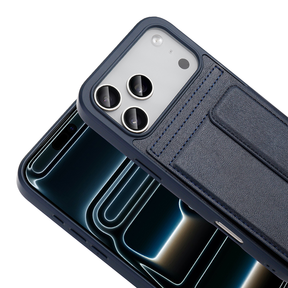 Üç kamera lensli ve kart yuvalı lacivert deri telefon kılıfı.