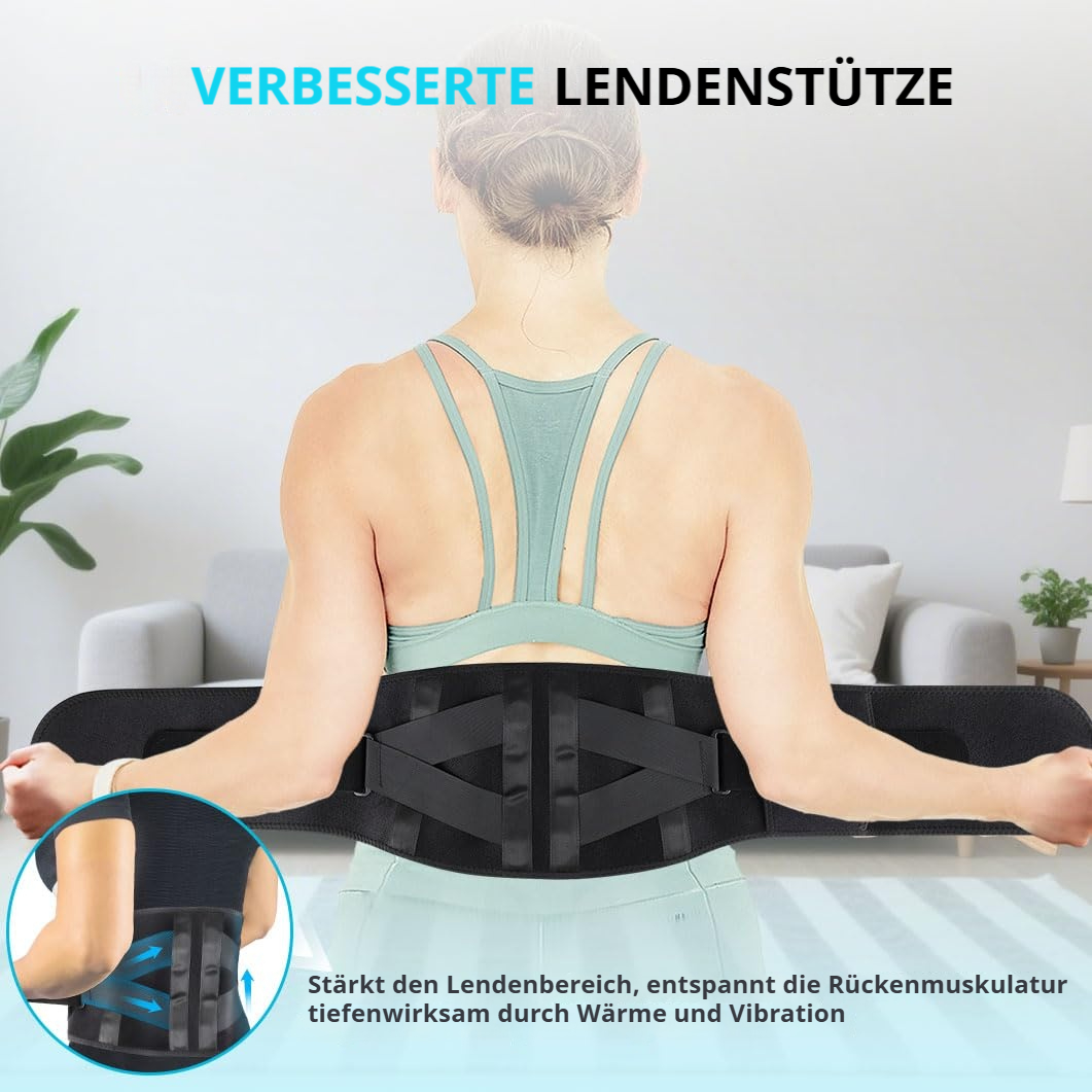Frau mit verbesserter Lendenstütze, die ihren unteren Rücken stützt.