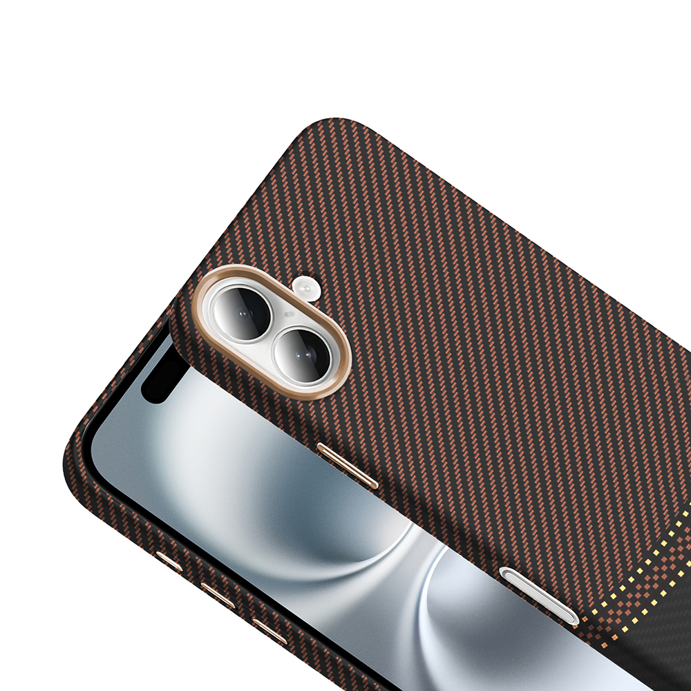 Kahverengi karbon desenli, iki kamera lensli siyah telefon kılıfı.
