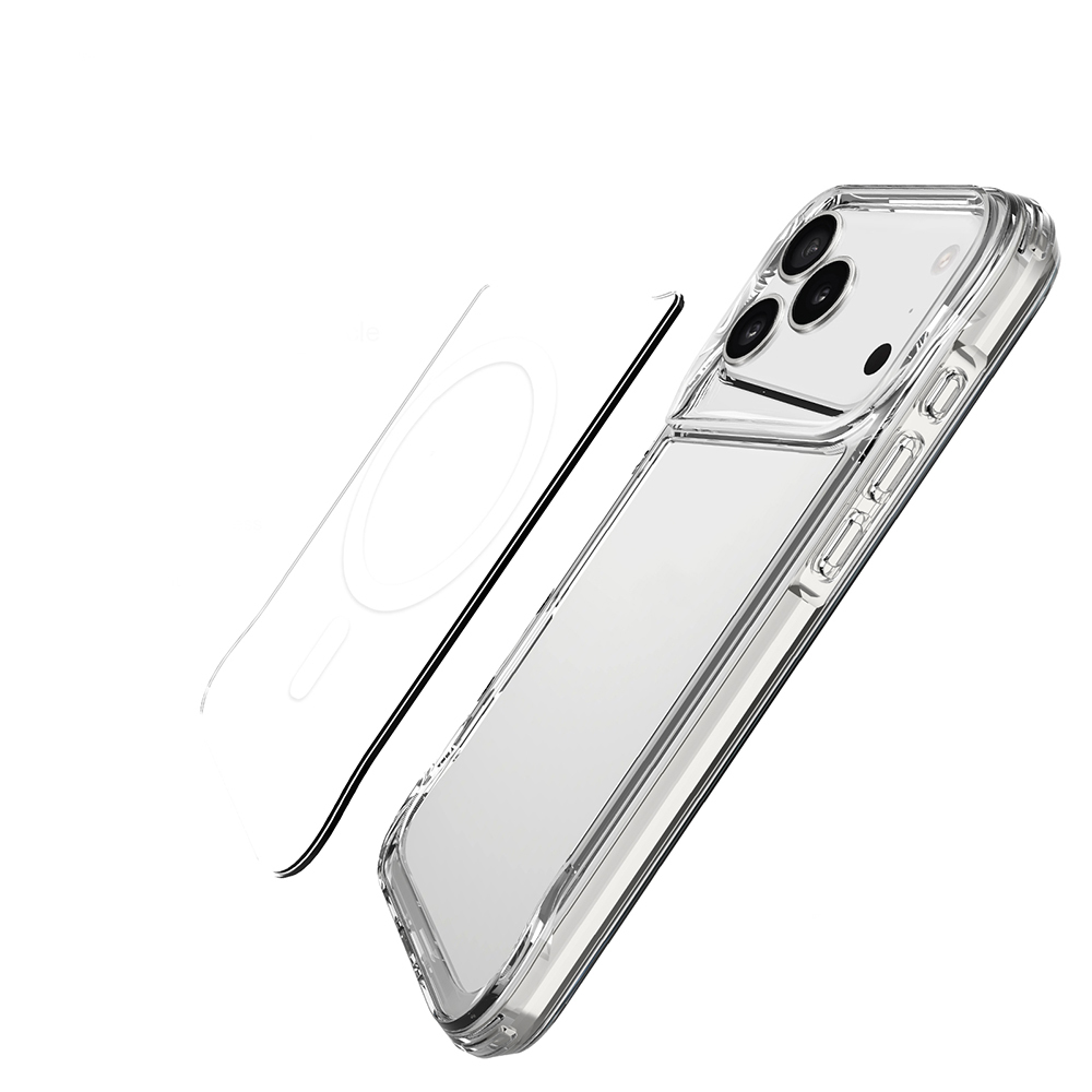 Beyaz arka plan üzerinde kamera kesimli şeffaf telefon kılıfı.