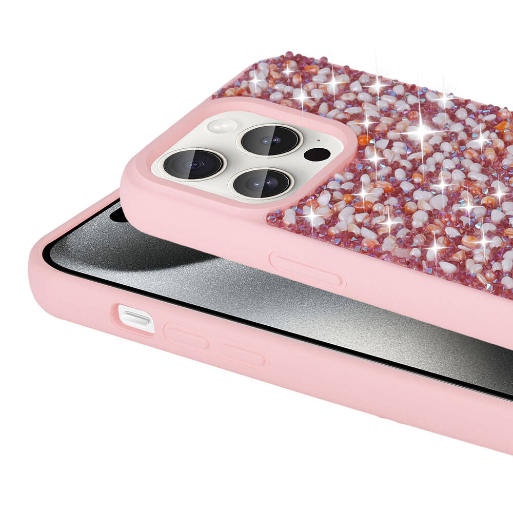 Arkası parlak taşlarla süslenmiş pembe iPhone kılıfı.