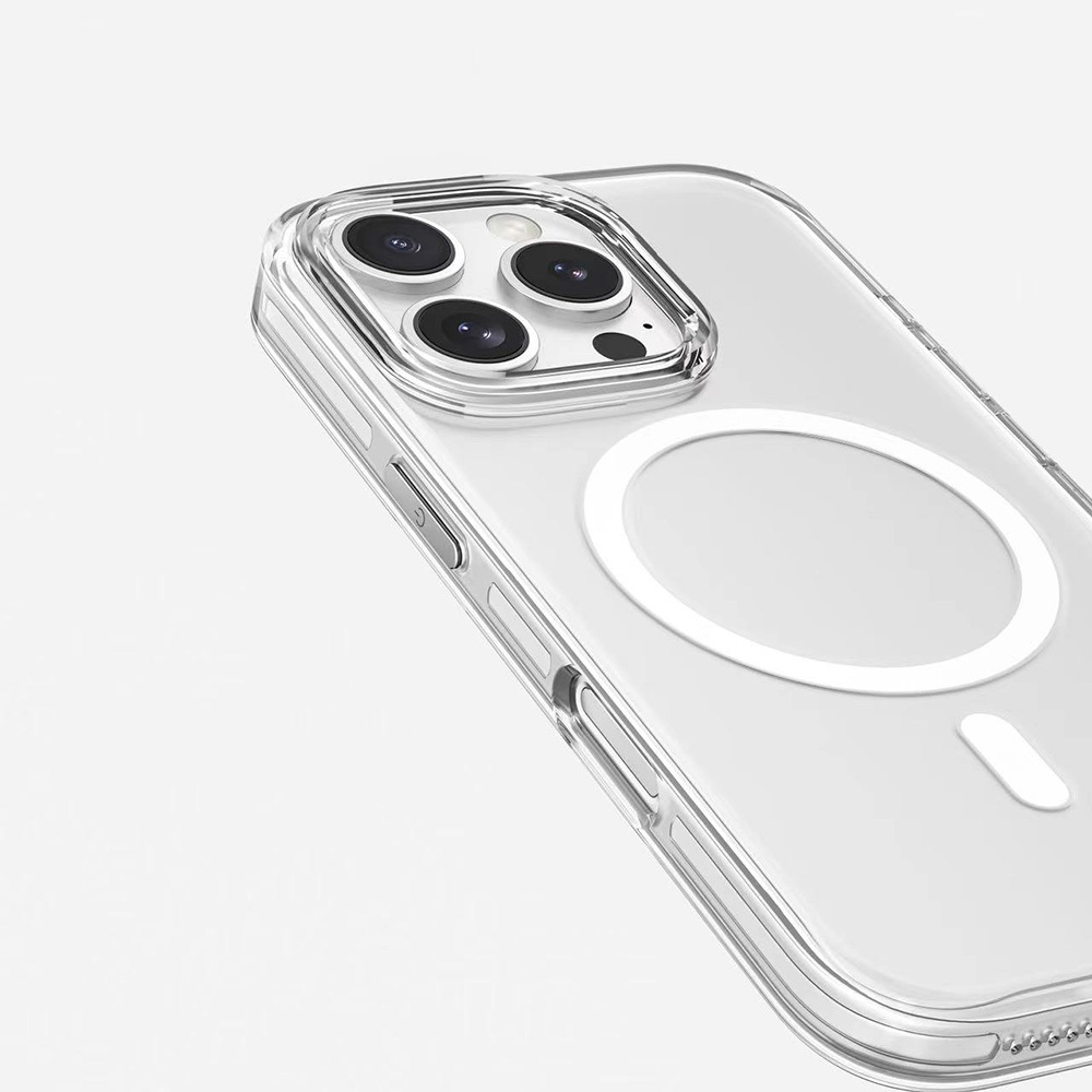 MagSafe halkalı şeffaf telefon kılıfı beyaz zeminde. Kamera lenslerine yakın çekim.