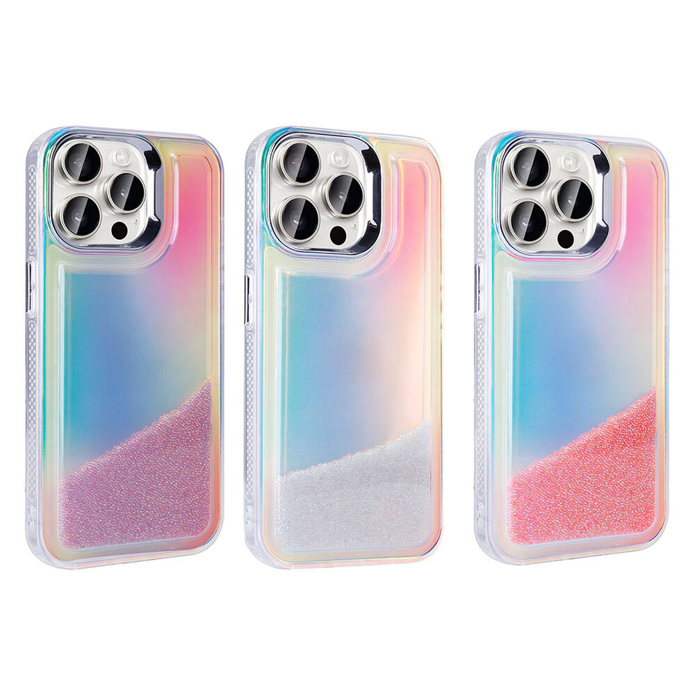 Gökkuşağı renkli akan simli üç iPhone kılıfı.