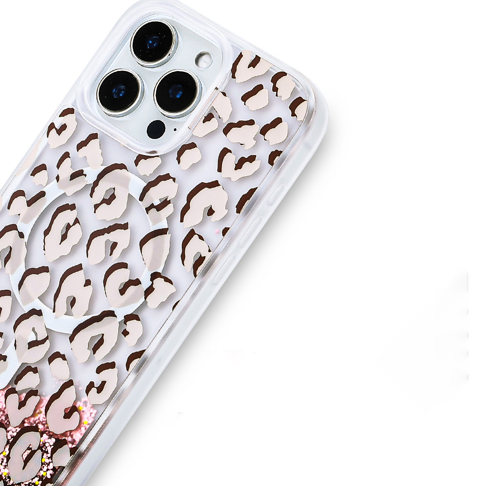 Simli ve leopar desenli şeffaf telefon kılıfı.