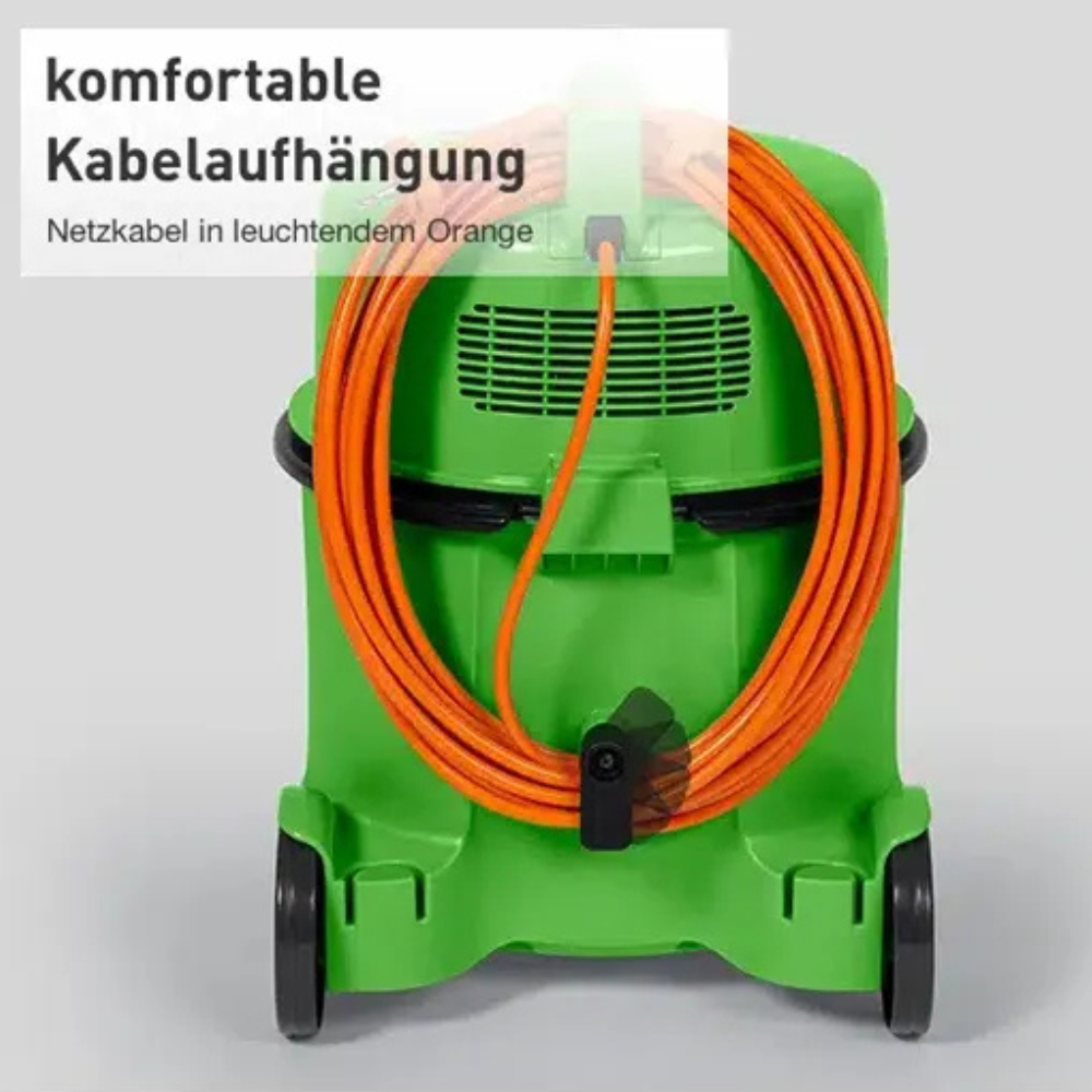 Grüner Wagen mit aufgewickeltem orangefarbenem Kabel. Rückseite mit Rädern.