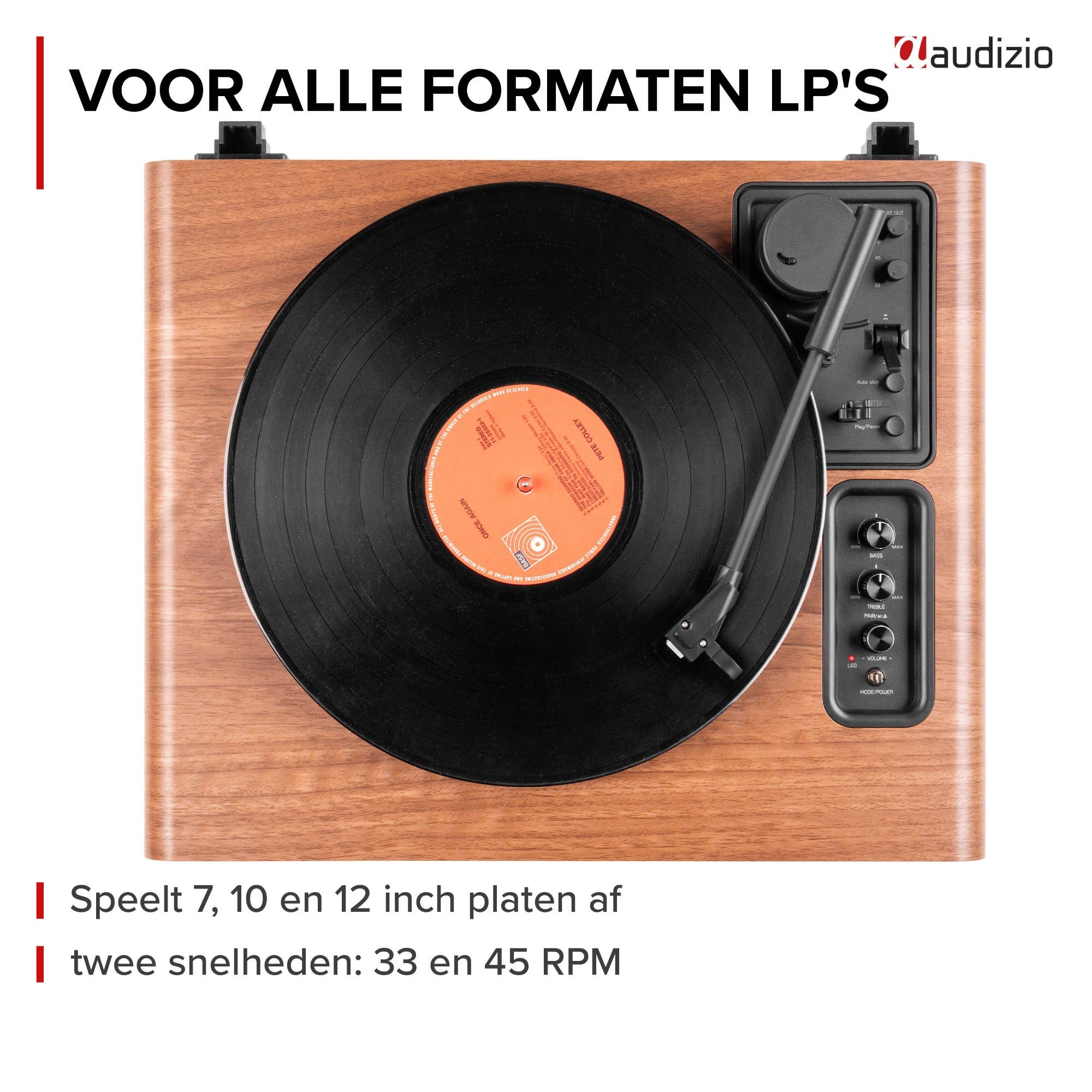 Un tocadiscos de madera con un disco de vinilo negro y brazo de lectura.