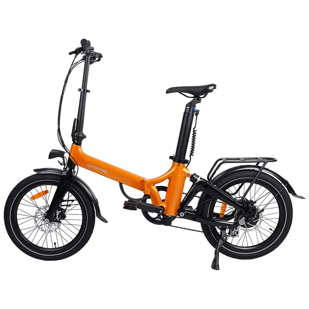 Bici elettrica pieghevole arancione con accenti neri, freni a disco e portapacchi.