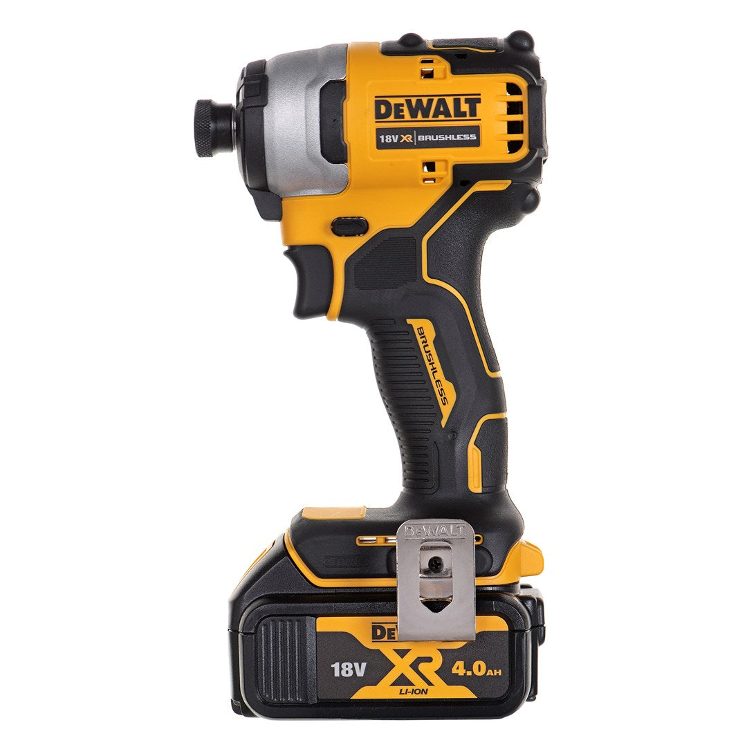 Gelber und schwarzer DeWalt 18V XR bürstenloser Schlagschrauber mit 4,0Ah Akku.