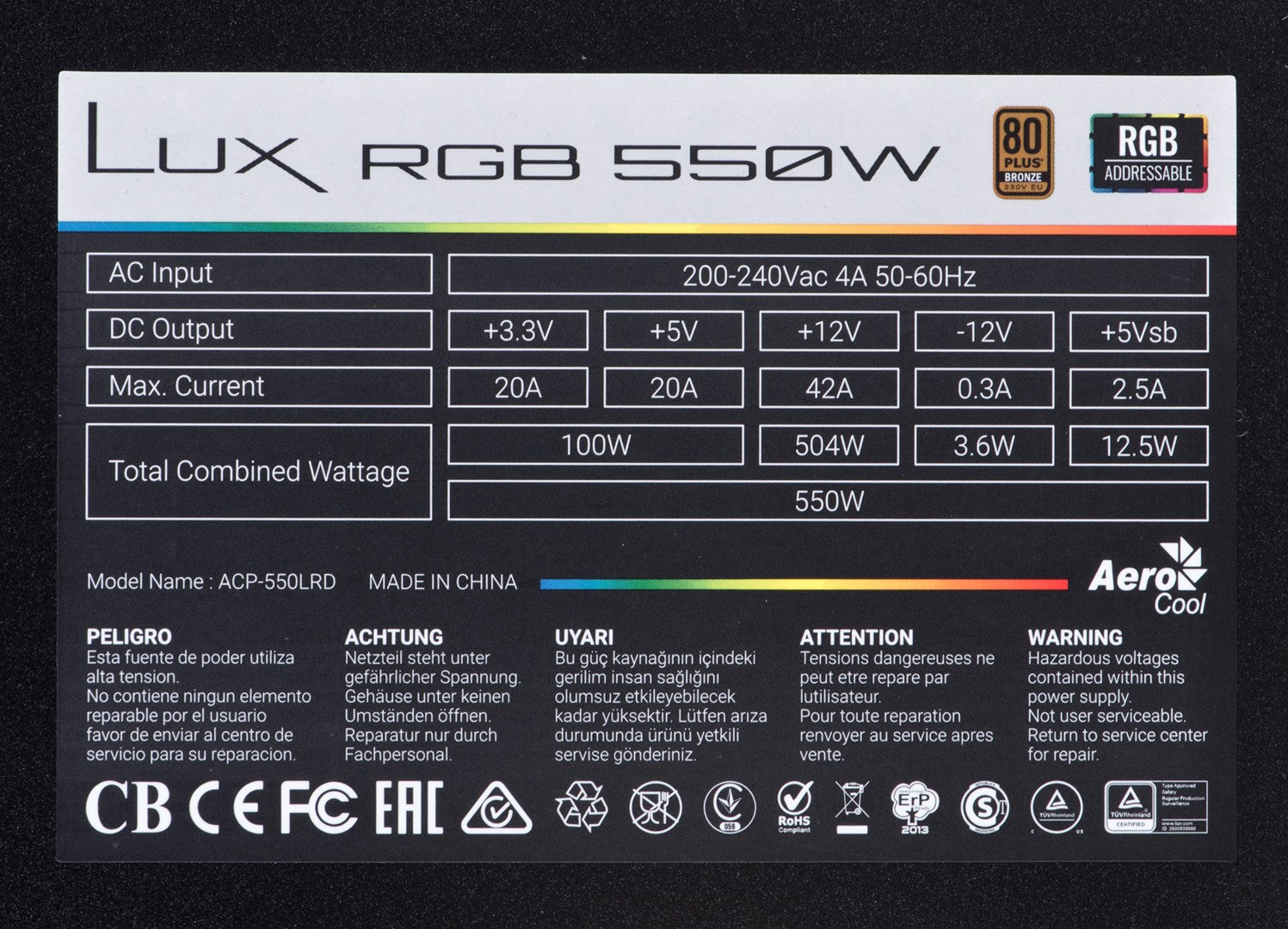 Voeding label met specificaties: 550W, 80 PLUS Bronze, RGB adresseerbaar.