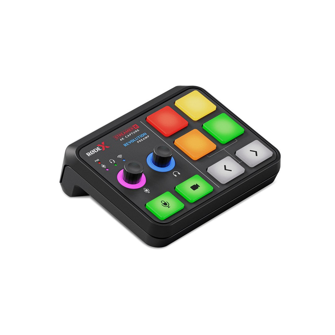 Un dispositivo RØDE Streamer XL nero con molti pulsanti e manopole colorati su sfondo bianco.