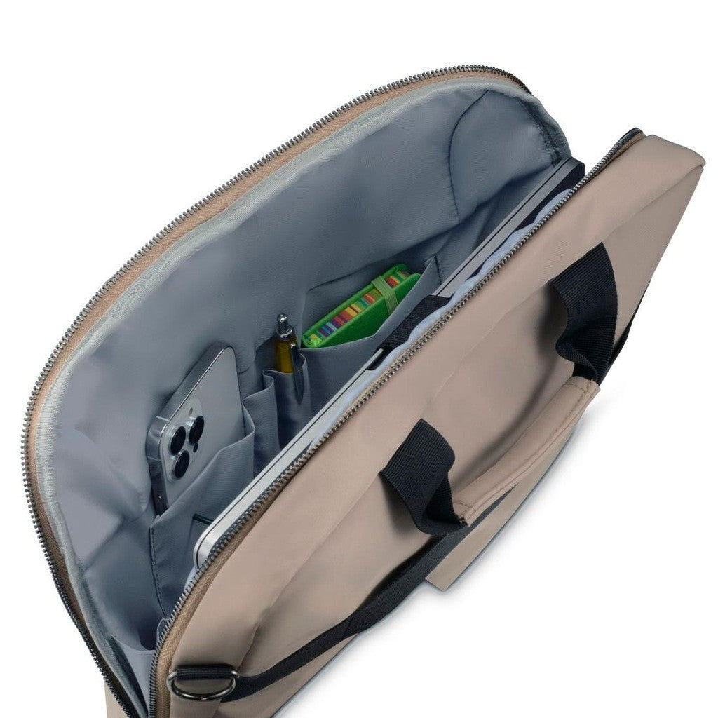 Borsa porta PC beige con telefono argento, penna e taccuino.