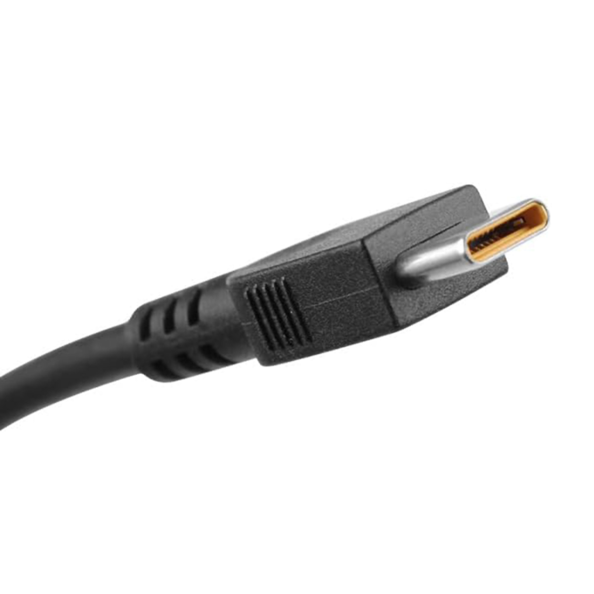 Un cable USB-C negro con conector plateado y contactos amarillos.