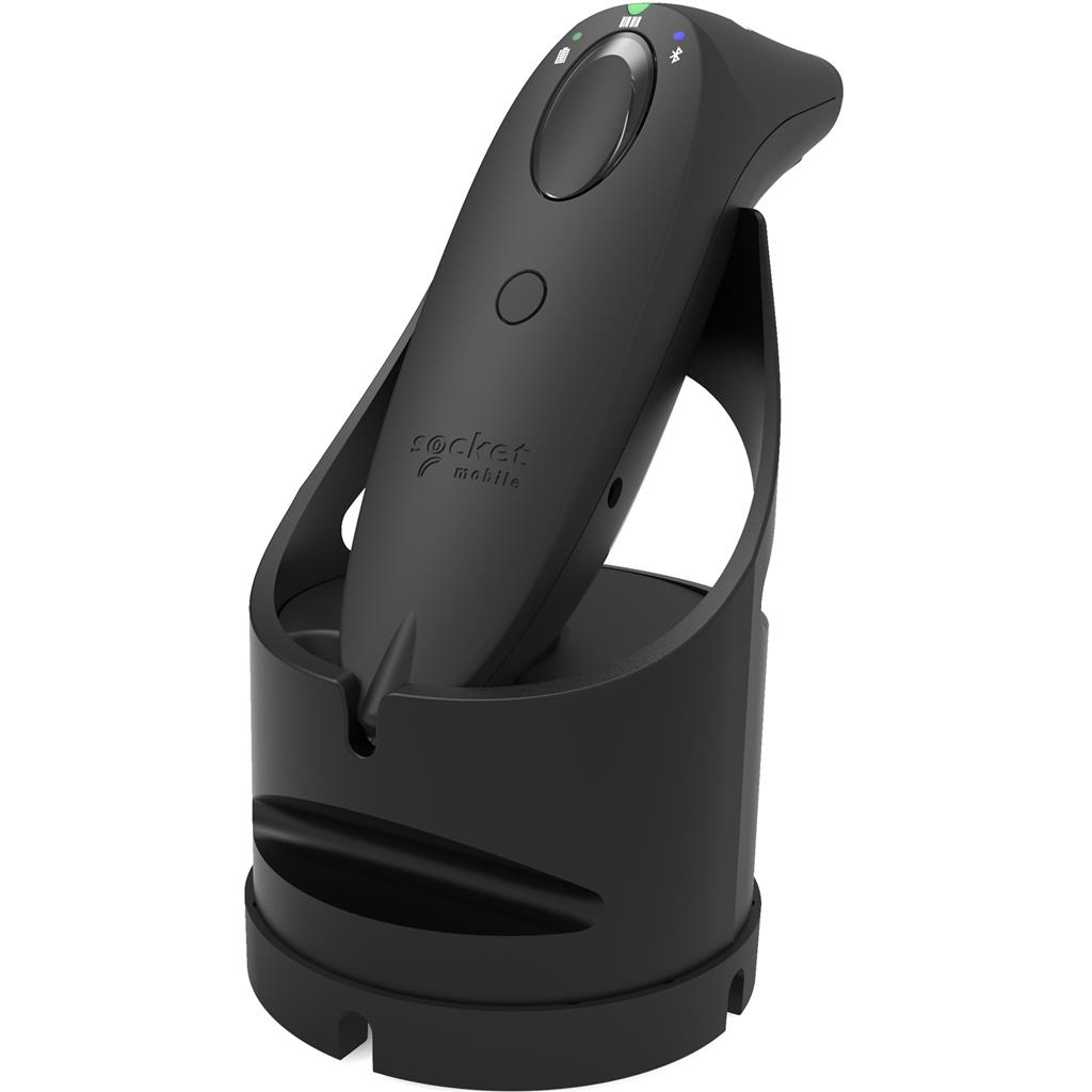 Uno scanner Socket Mobile nero è nella sua base di ricarica nera.