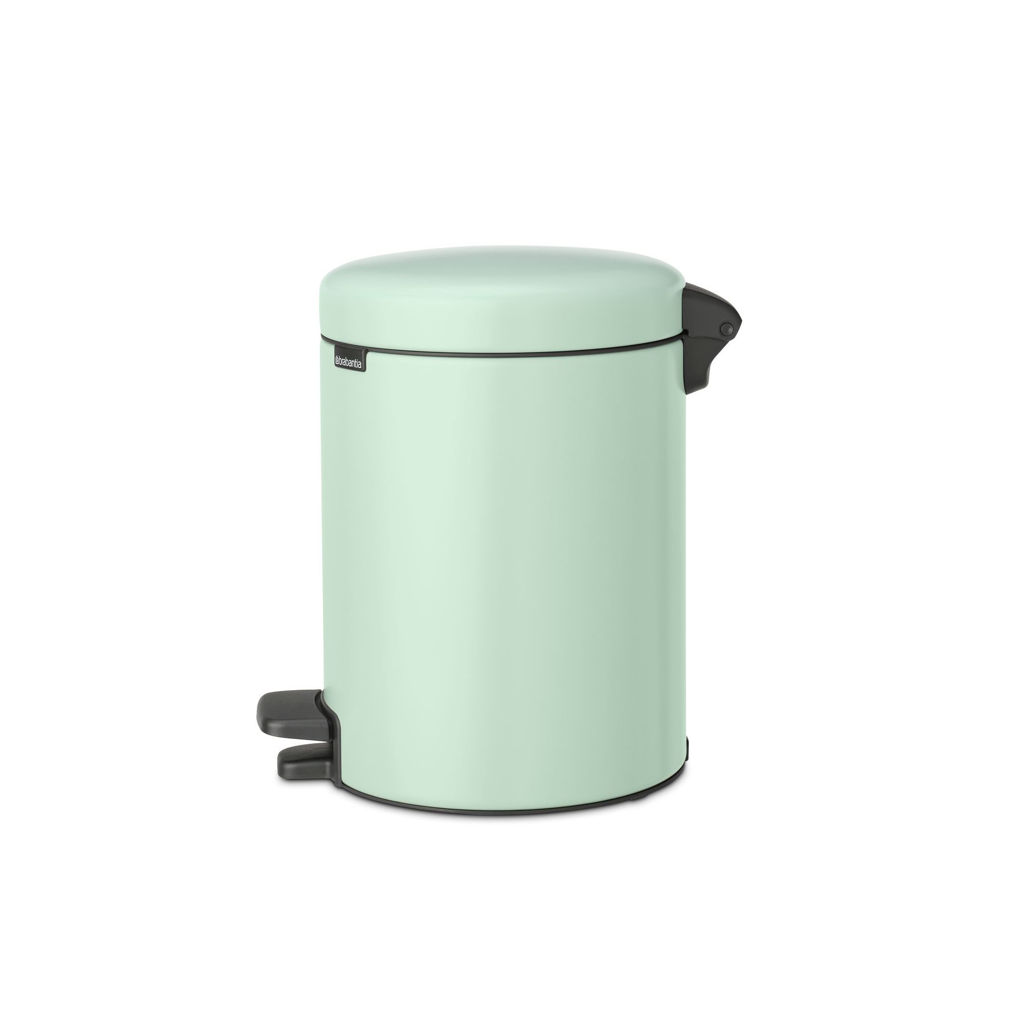 Un cubo de basura verde claro con pedal y asa negra sobre fondo blanco.