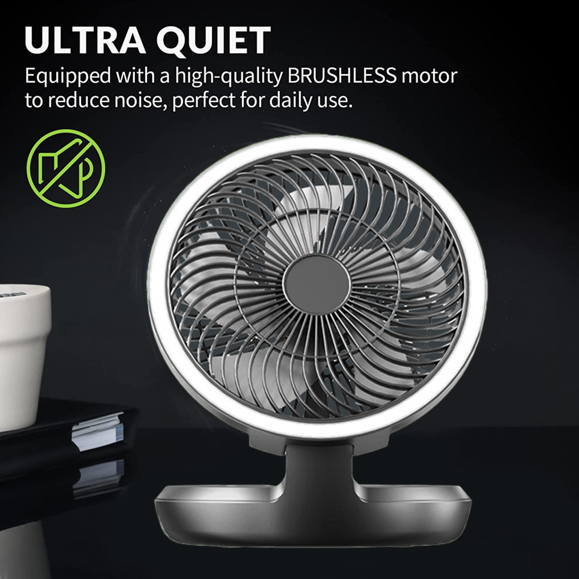 Ein leiser Ventilator mit silbernen Rotorblättern und einem Lichtring auf schwarzem Hintergrund.