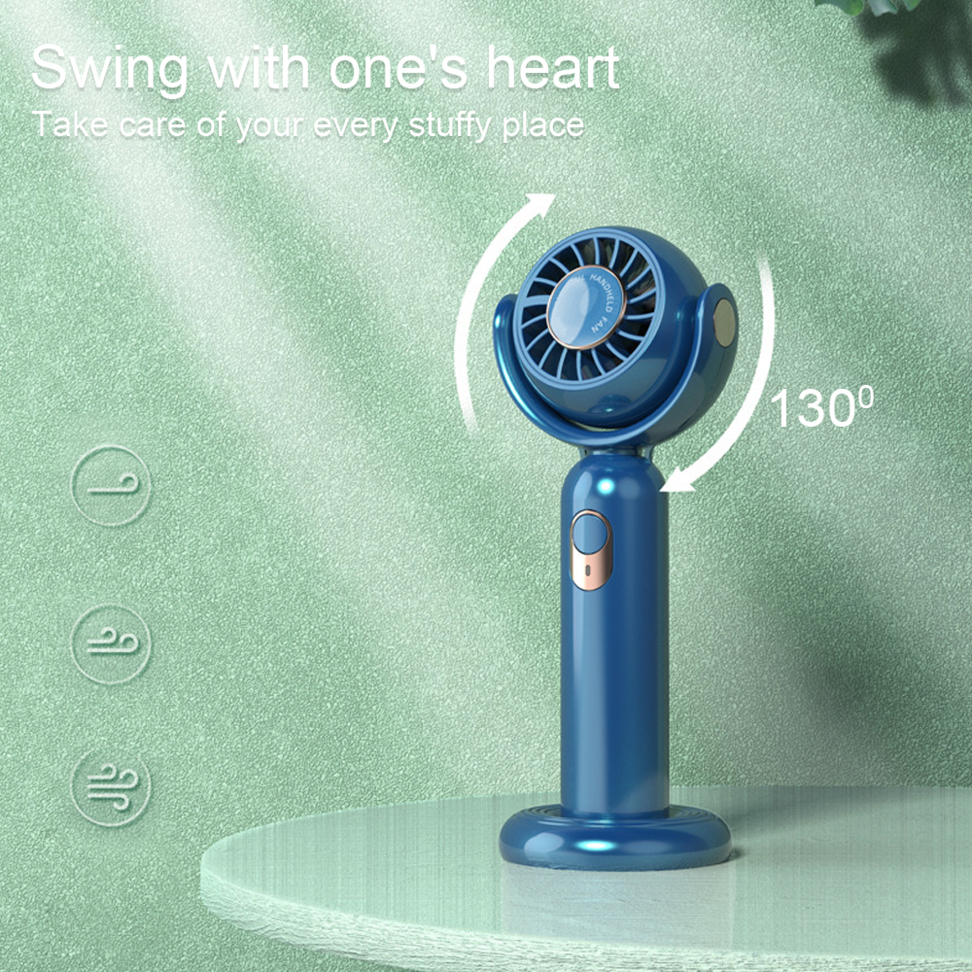 Blauer Ventilator mit 130° Schwenkbereich auf einem Tisch.