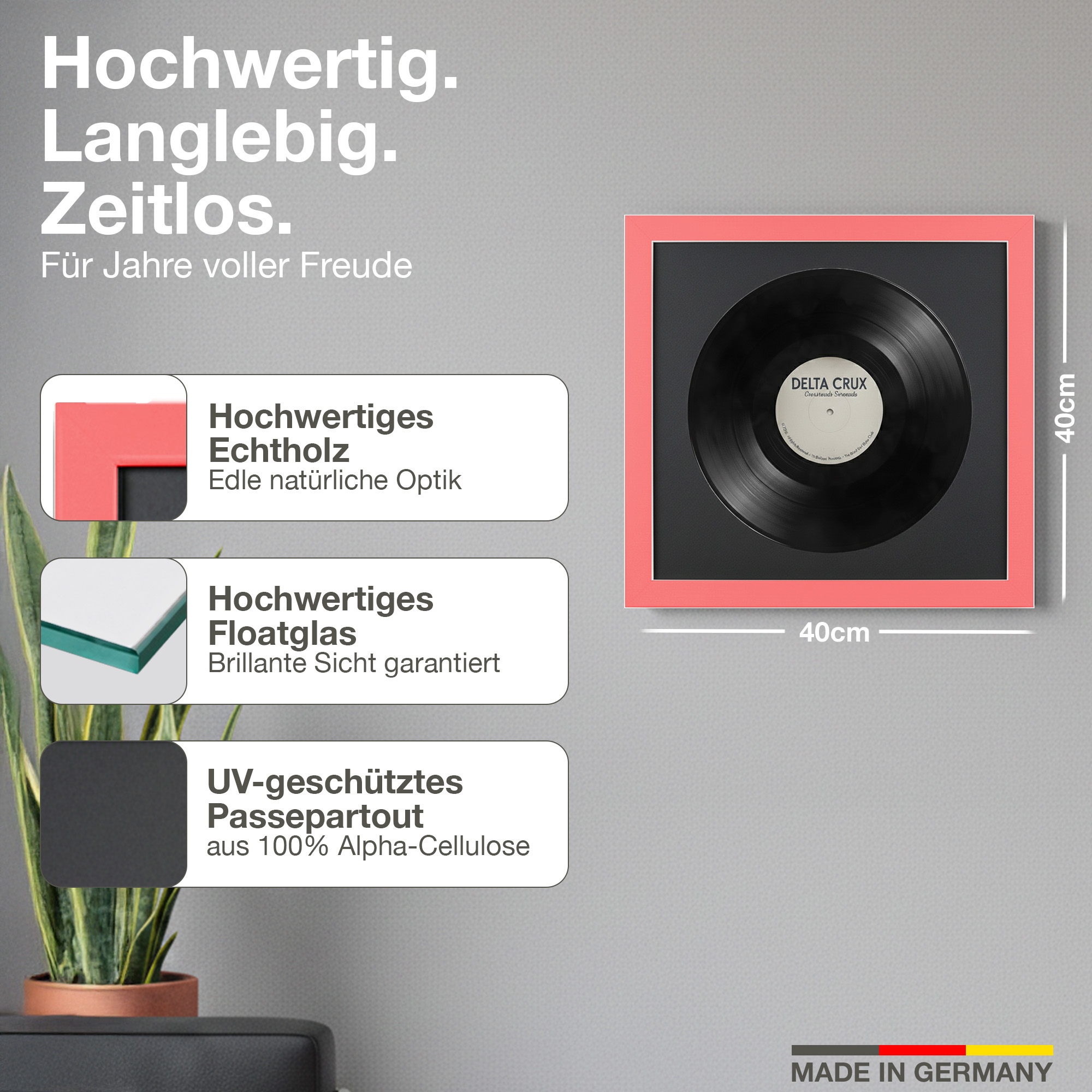 Gerahmte Schallplatte mit Maßen 40x40cm, mit Text über Qualität.